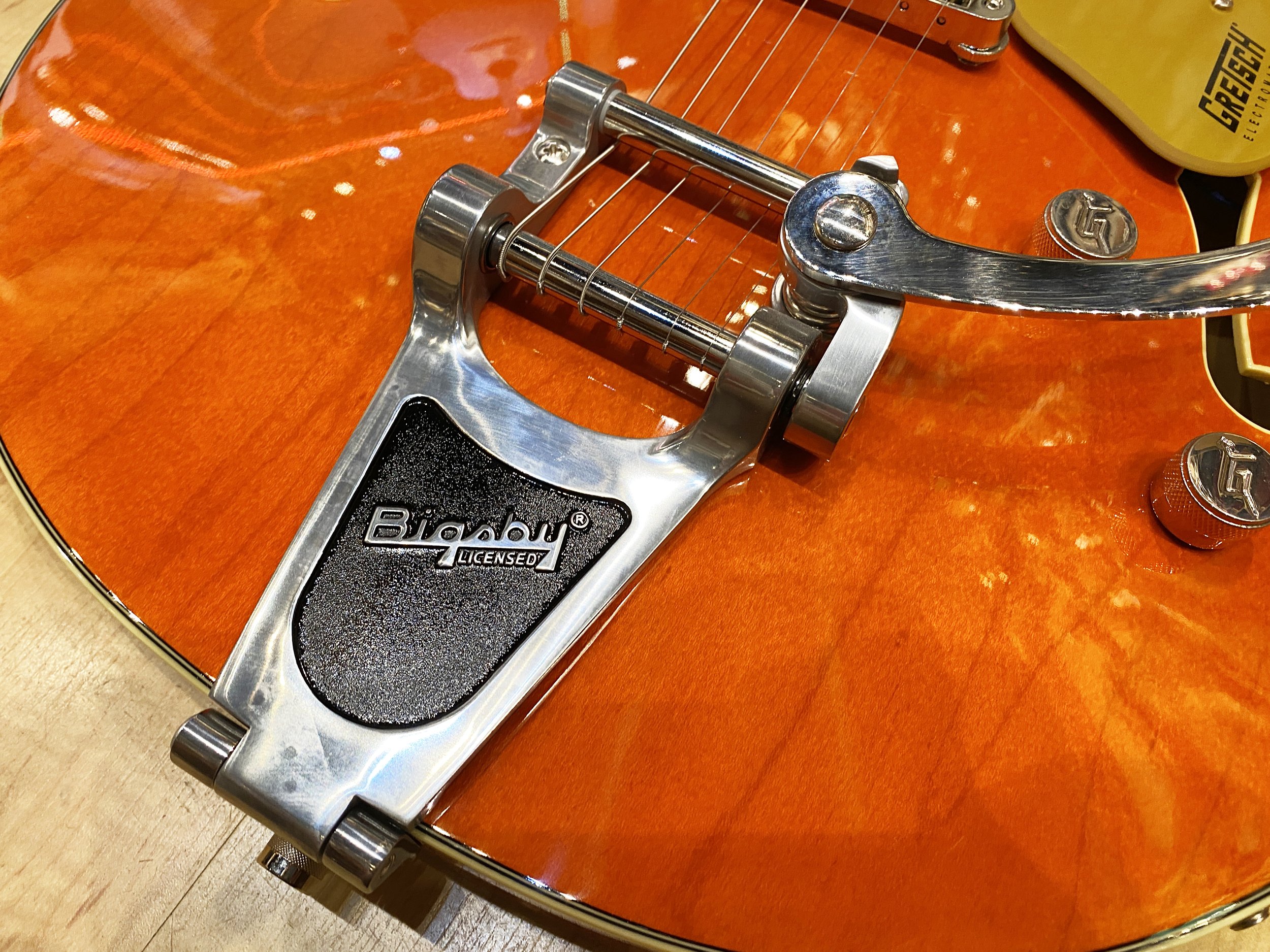 Gretsch_Center_Block_G5622T_Electromatic_Orange_Andy_Babiuks_Fab_Gear_10