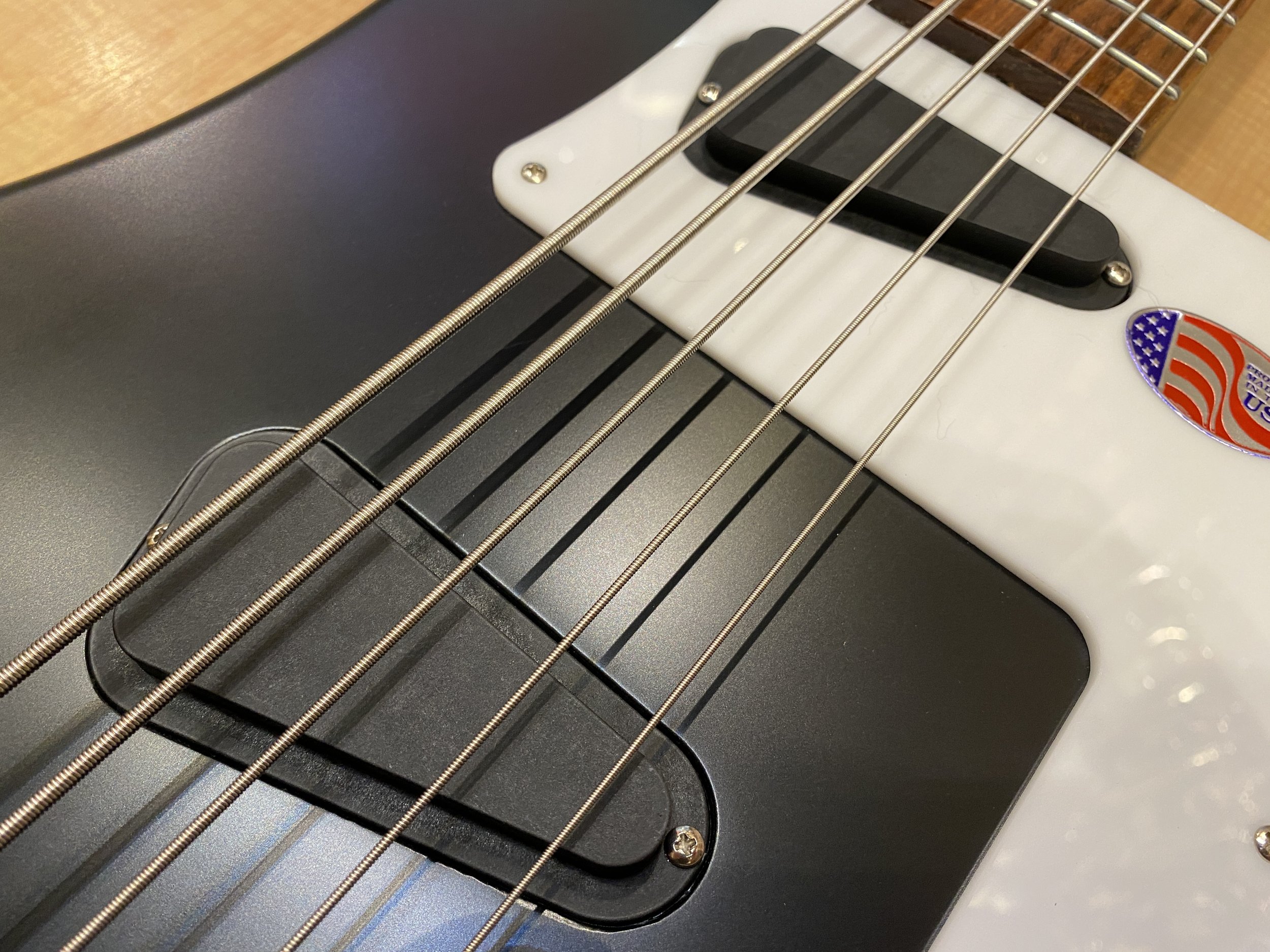Rickenbacker_4003S5_4003S_5_String_Bass_Matte_Black_6