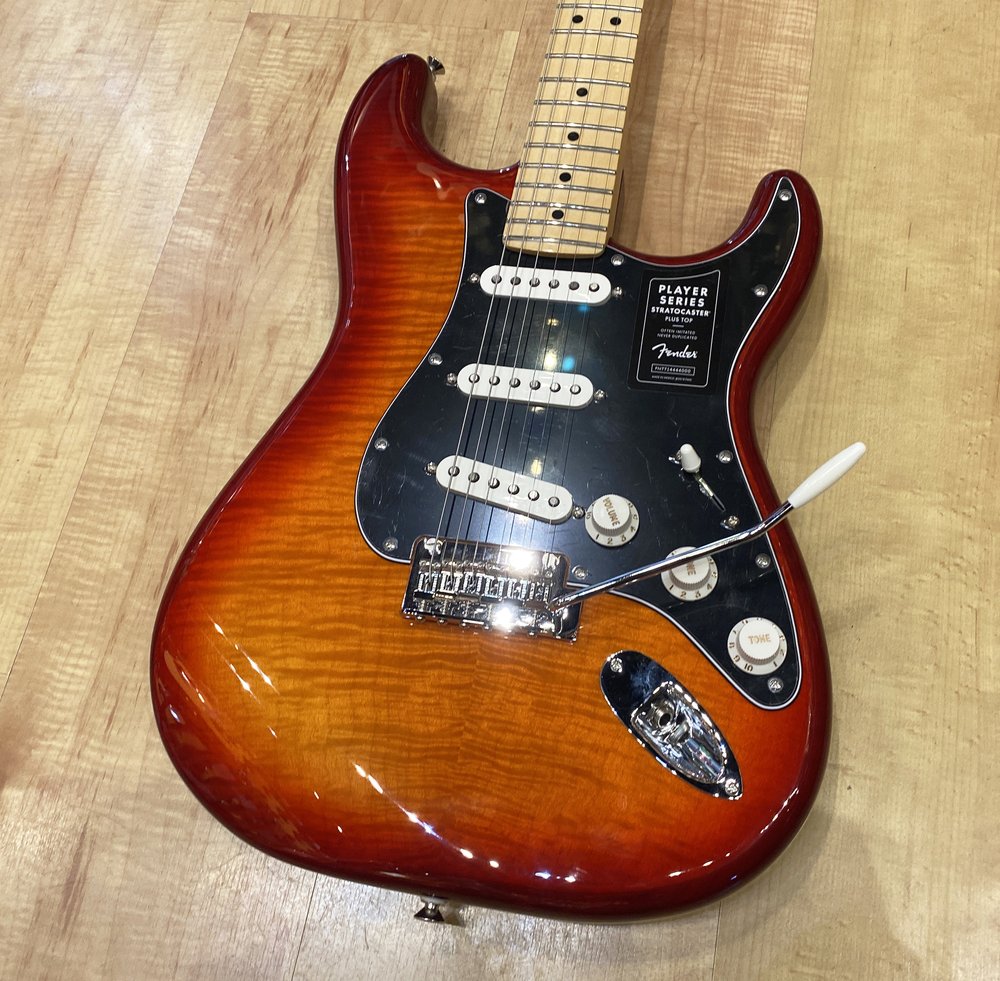 Fender Player Stratocaster Plus Top Electric Guitar Aged Cherry