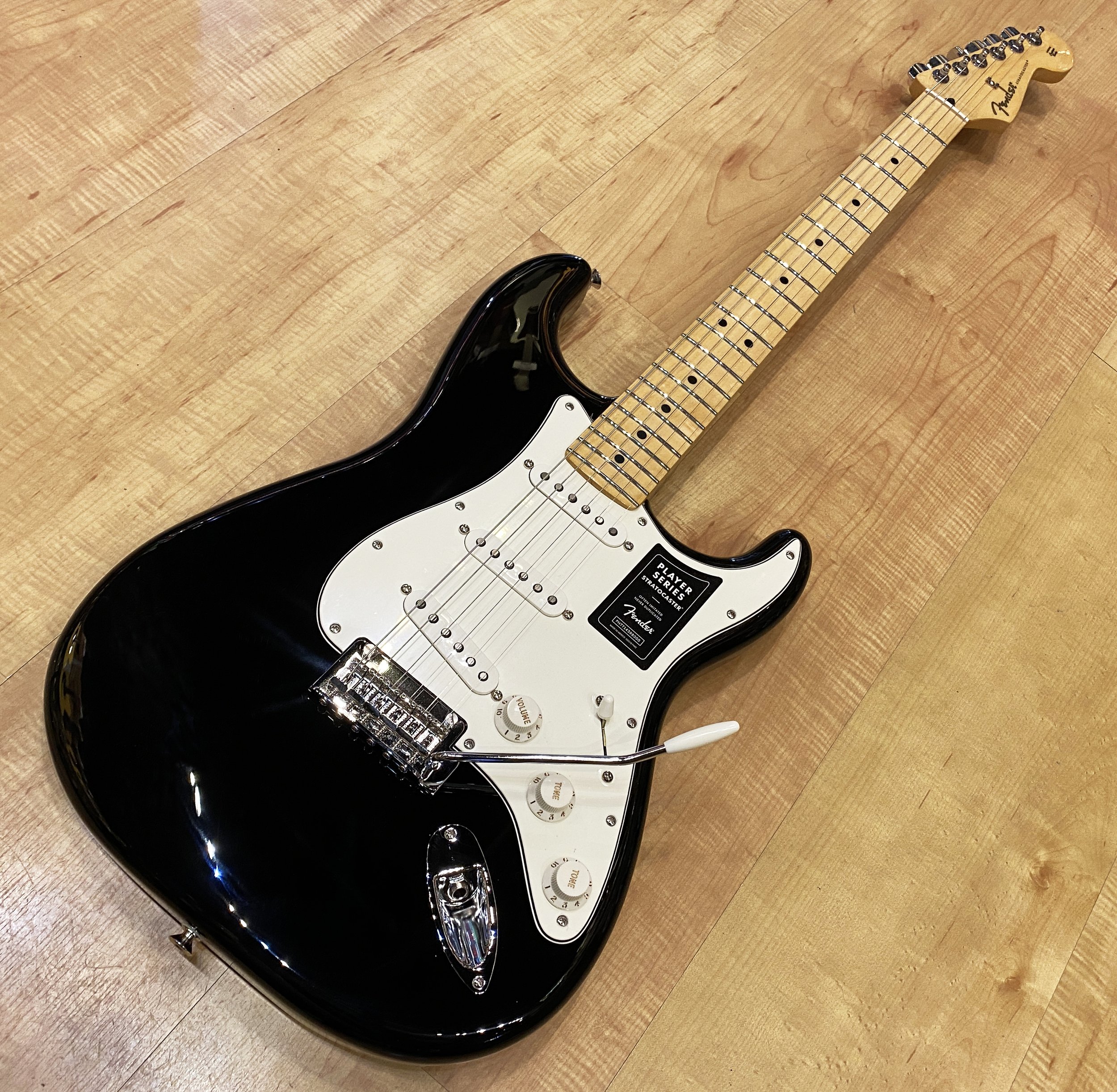 Fender Player Series Stratocaster Electric Guitar Black — Andy