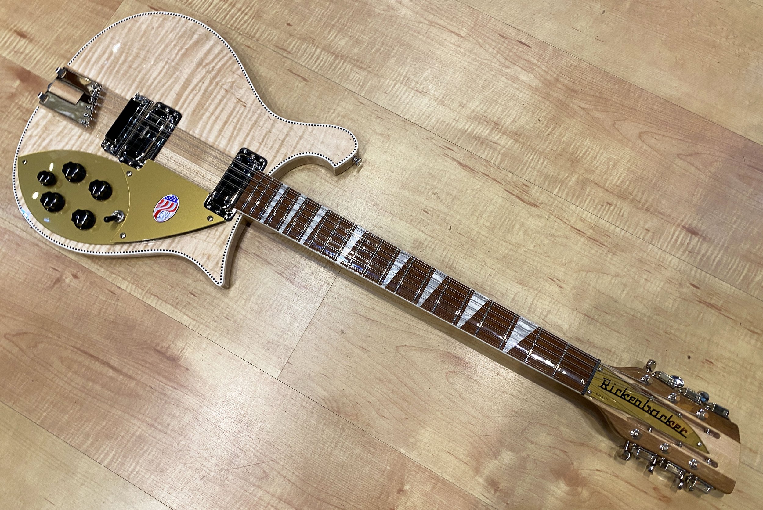 Rickenbacker_66012_660_12_MapleGlo_Natural_Blonde_12_String_Guitar_6874.jpg