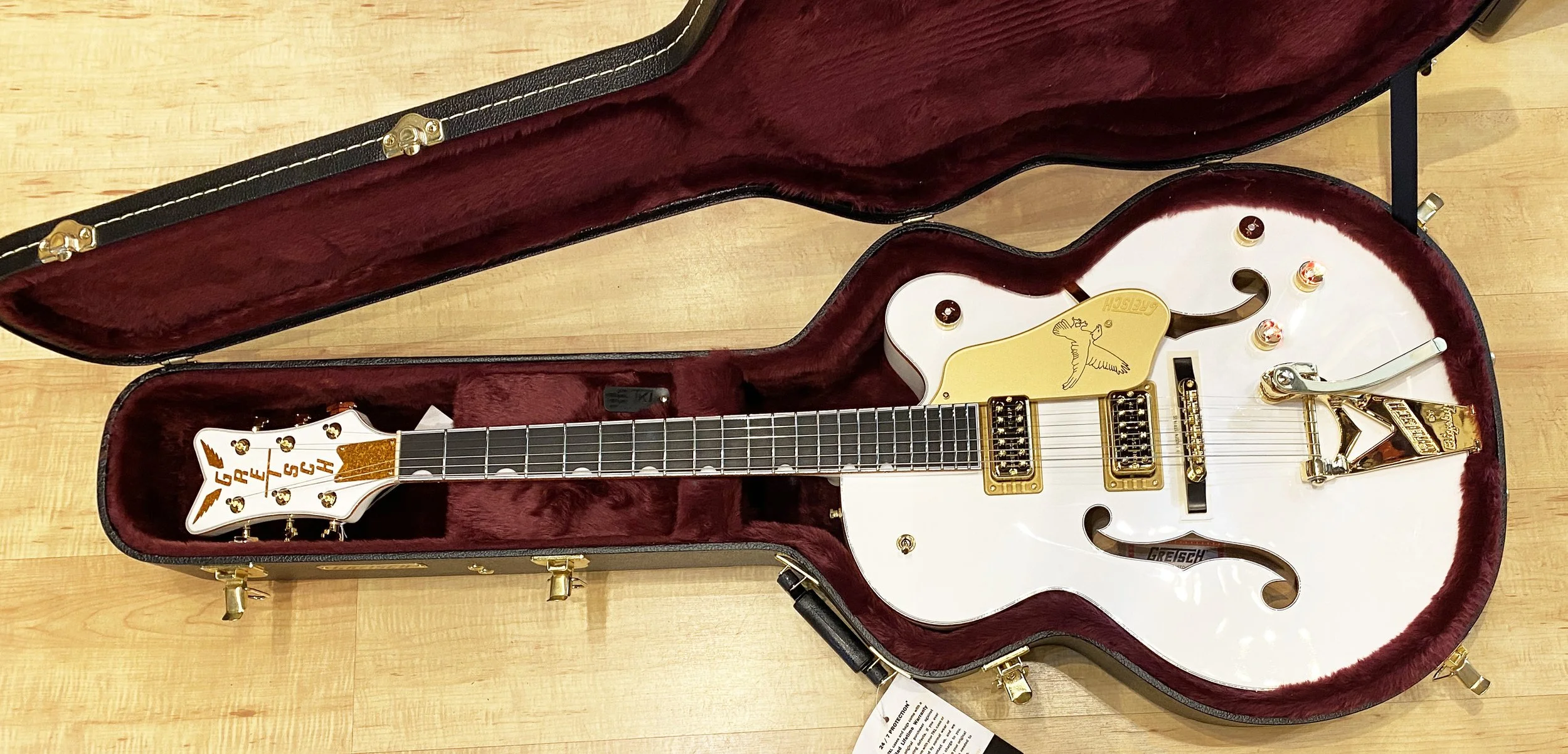 Gretsch G6136TG Players Edition Falcon Hollow Body Guitar with 
