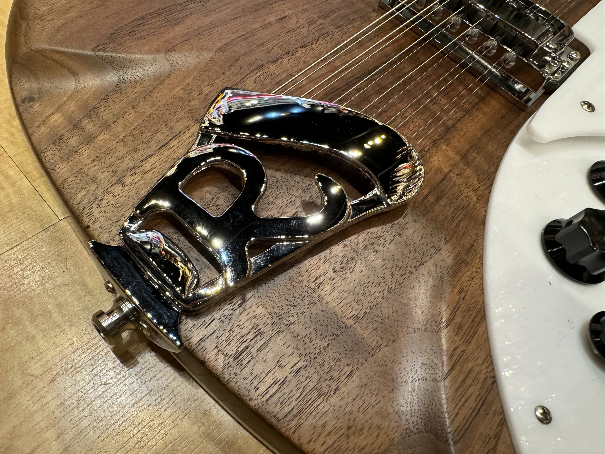 Rickenbacker 360/12W 12-string Electric Guitar Walnut — Andy