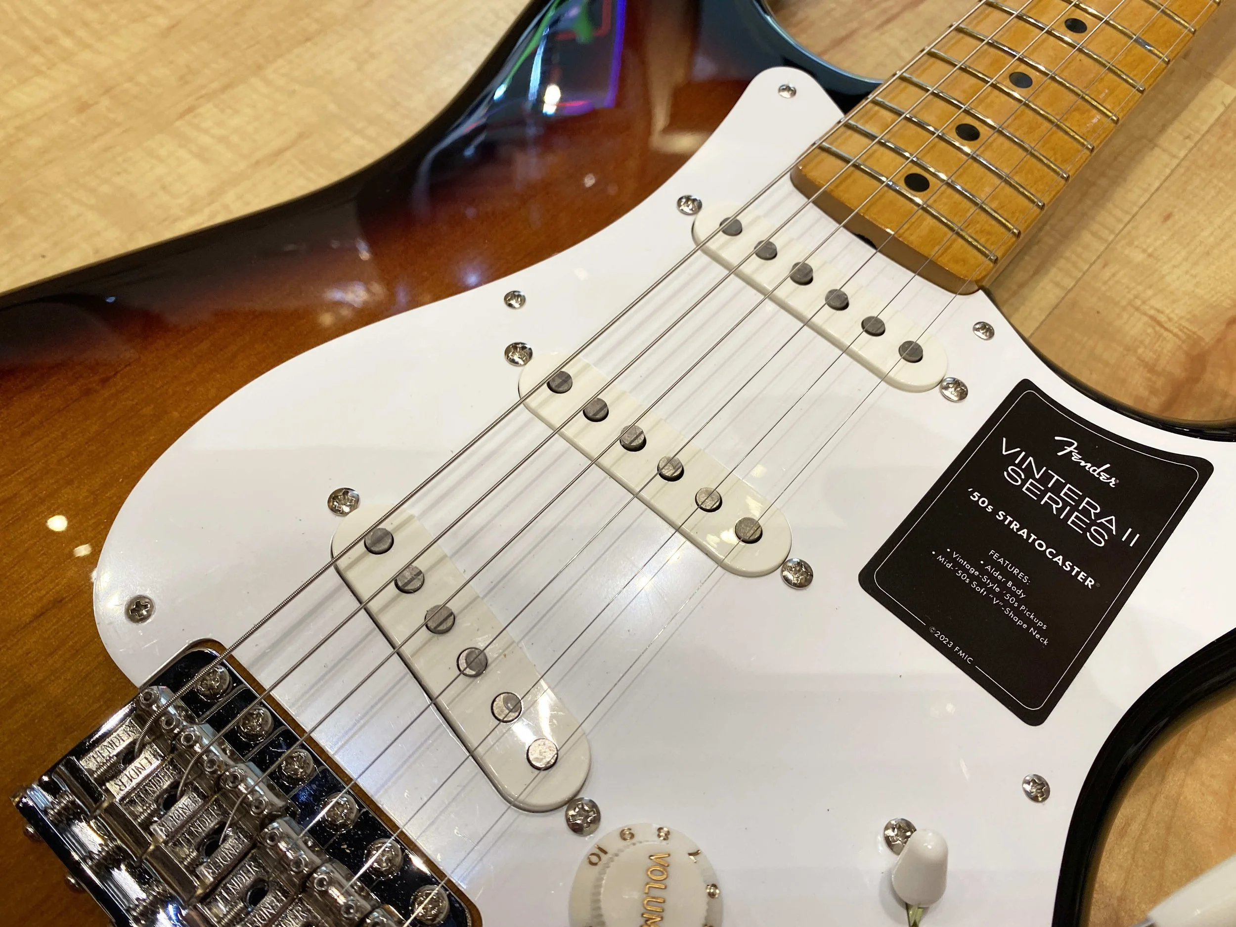 Pickups of the Fender Vintera II '50s Stratocaster Electric Guitar In 2-Color Sunburst