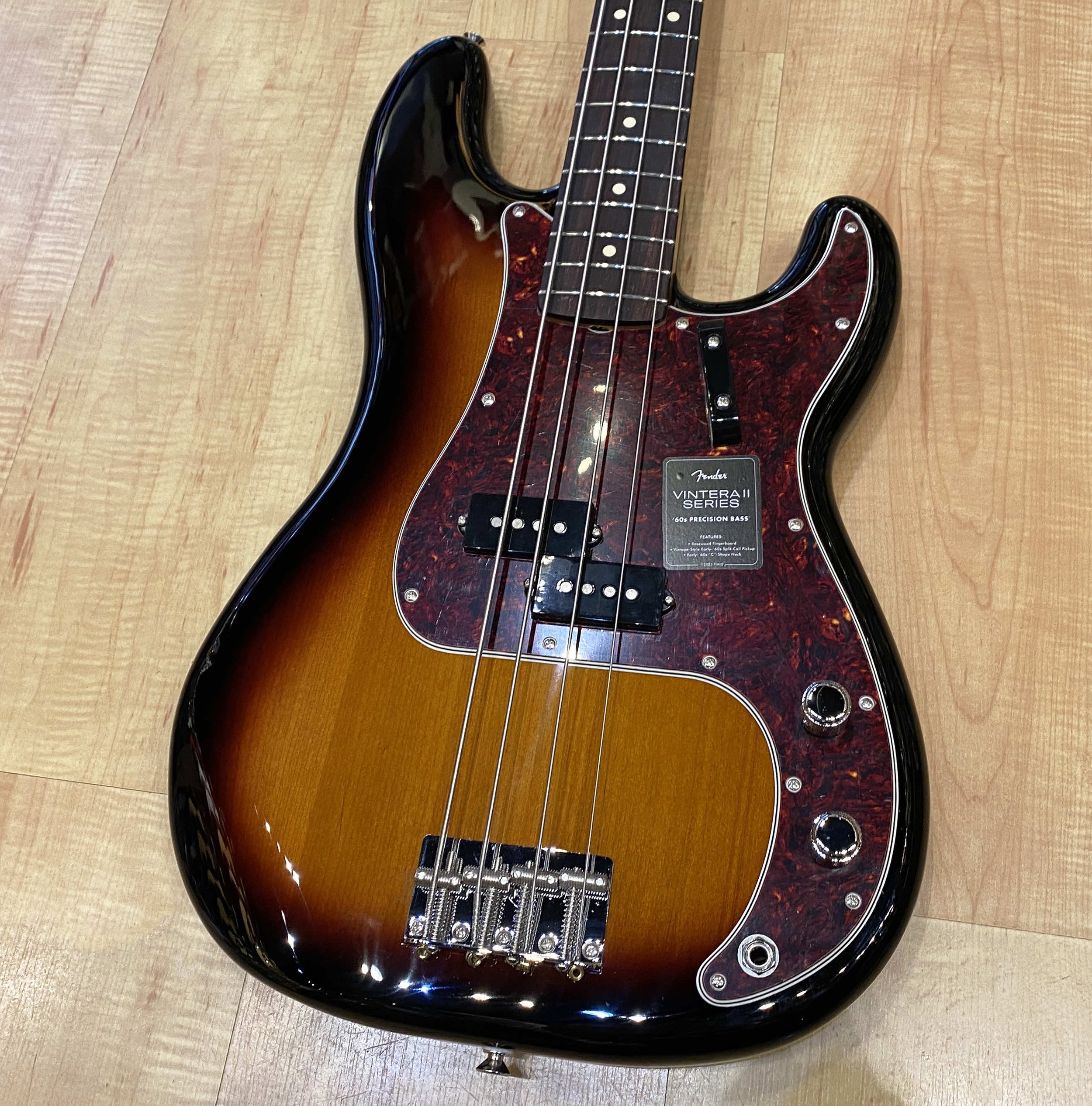 Fender Vintera II '60s Precision Bass In 3-Color Sunburst