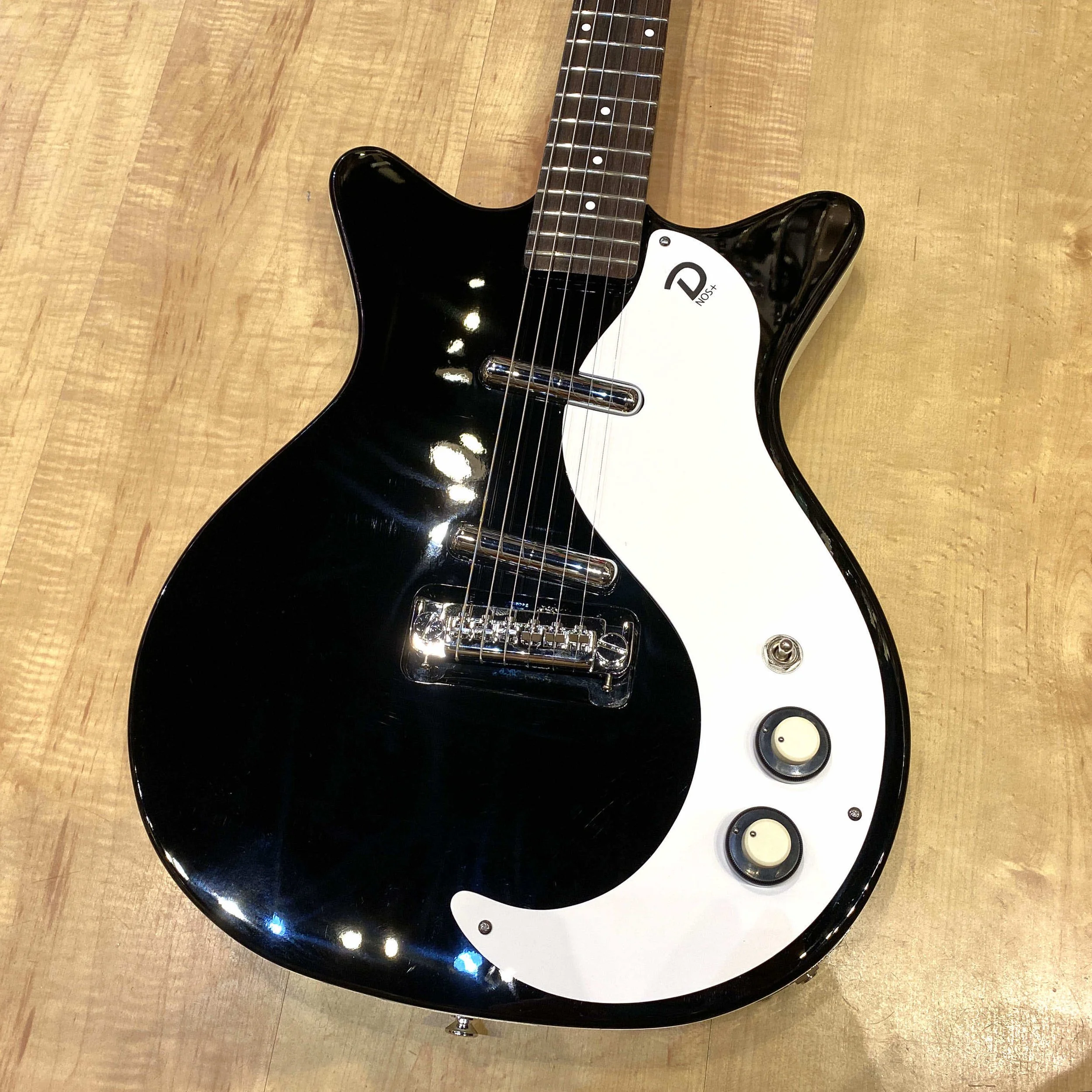 Danelectro '59 NOS+ Semi-Hollow Electric Guitar (Black)