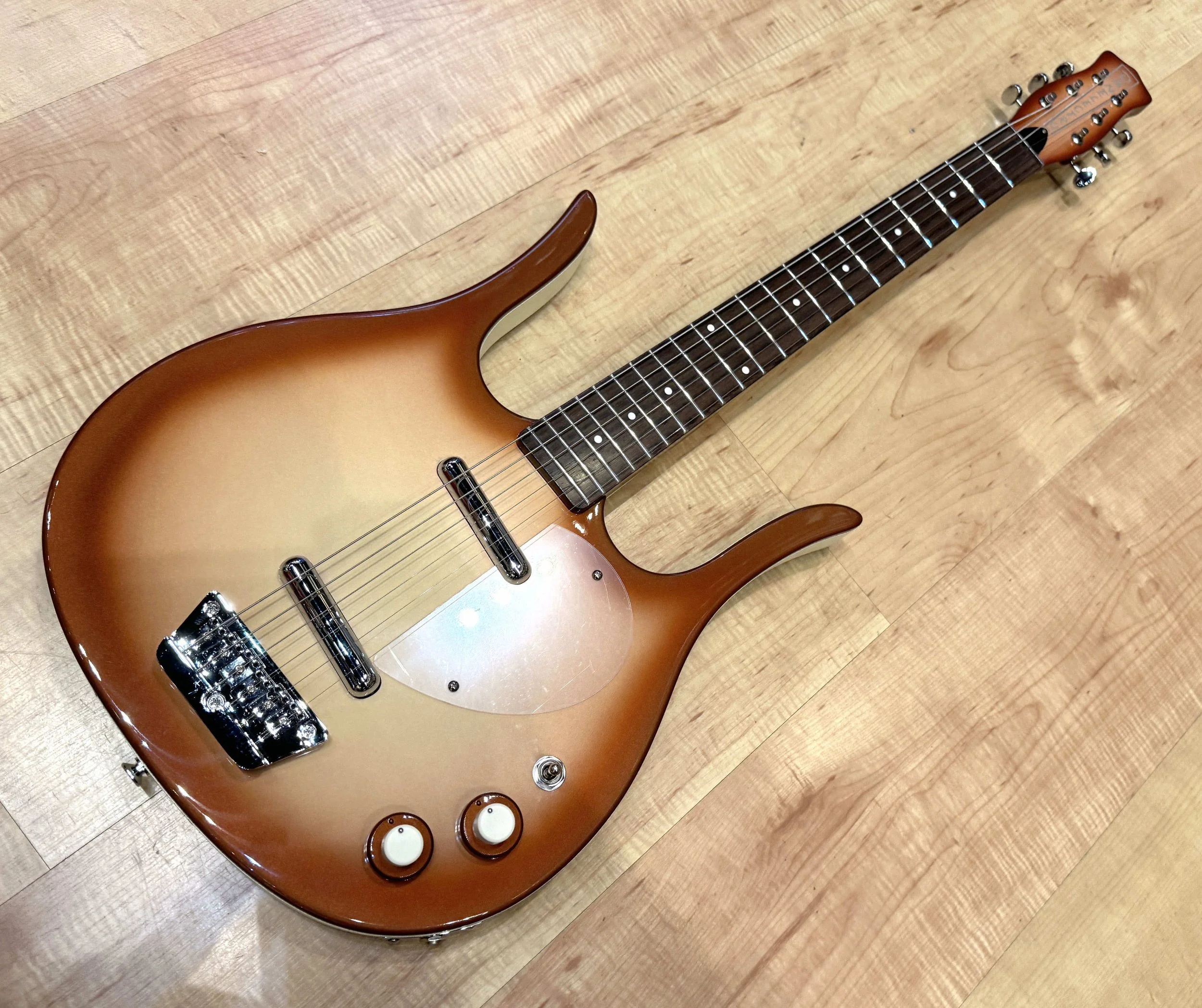 Full view of the Danelectro Longhorn Guitar in Copper Burst