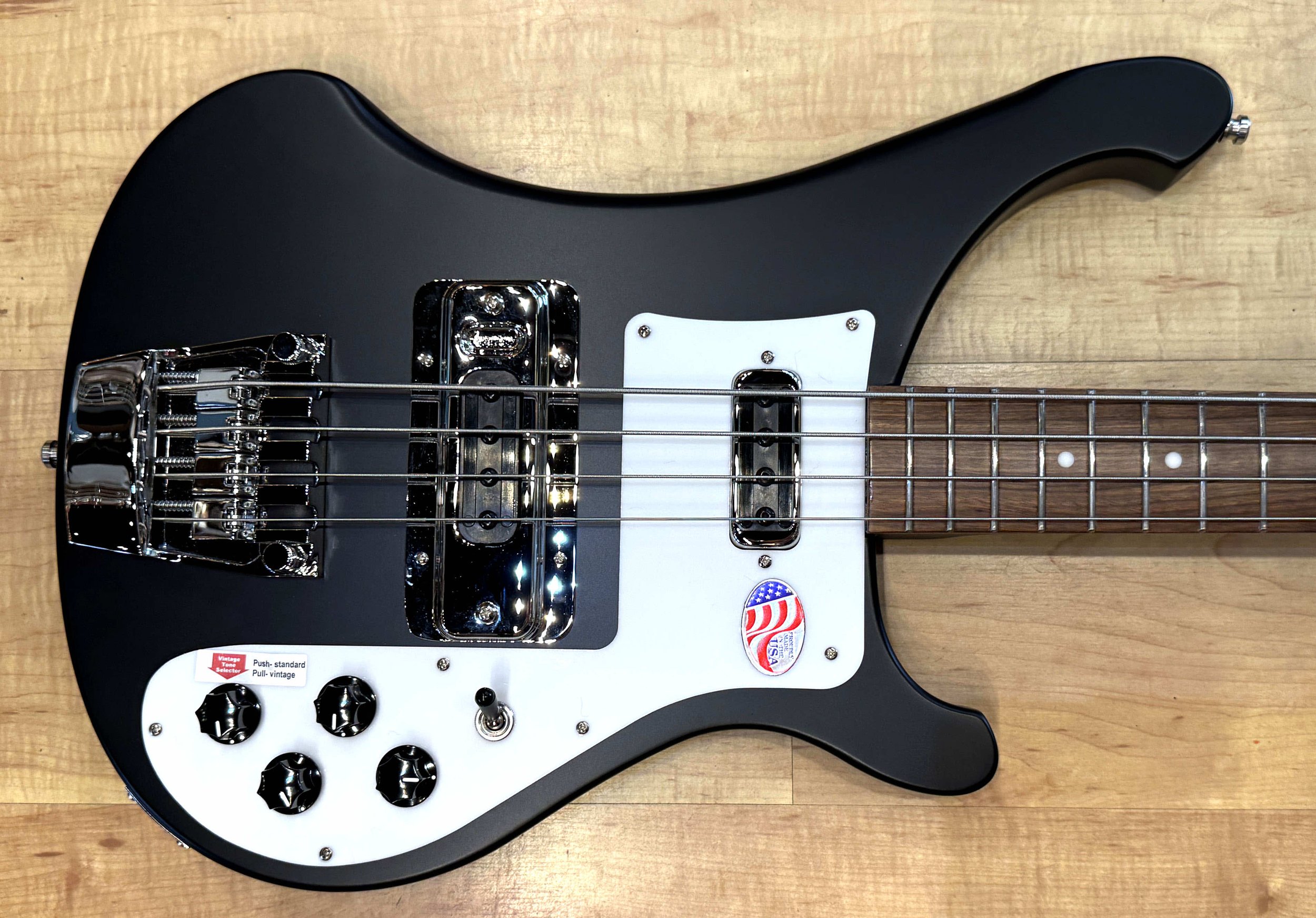 Front of the body of the Rickenbacker 4003S Bass Matte Black