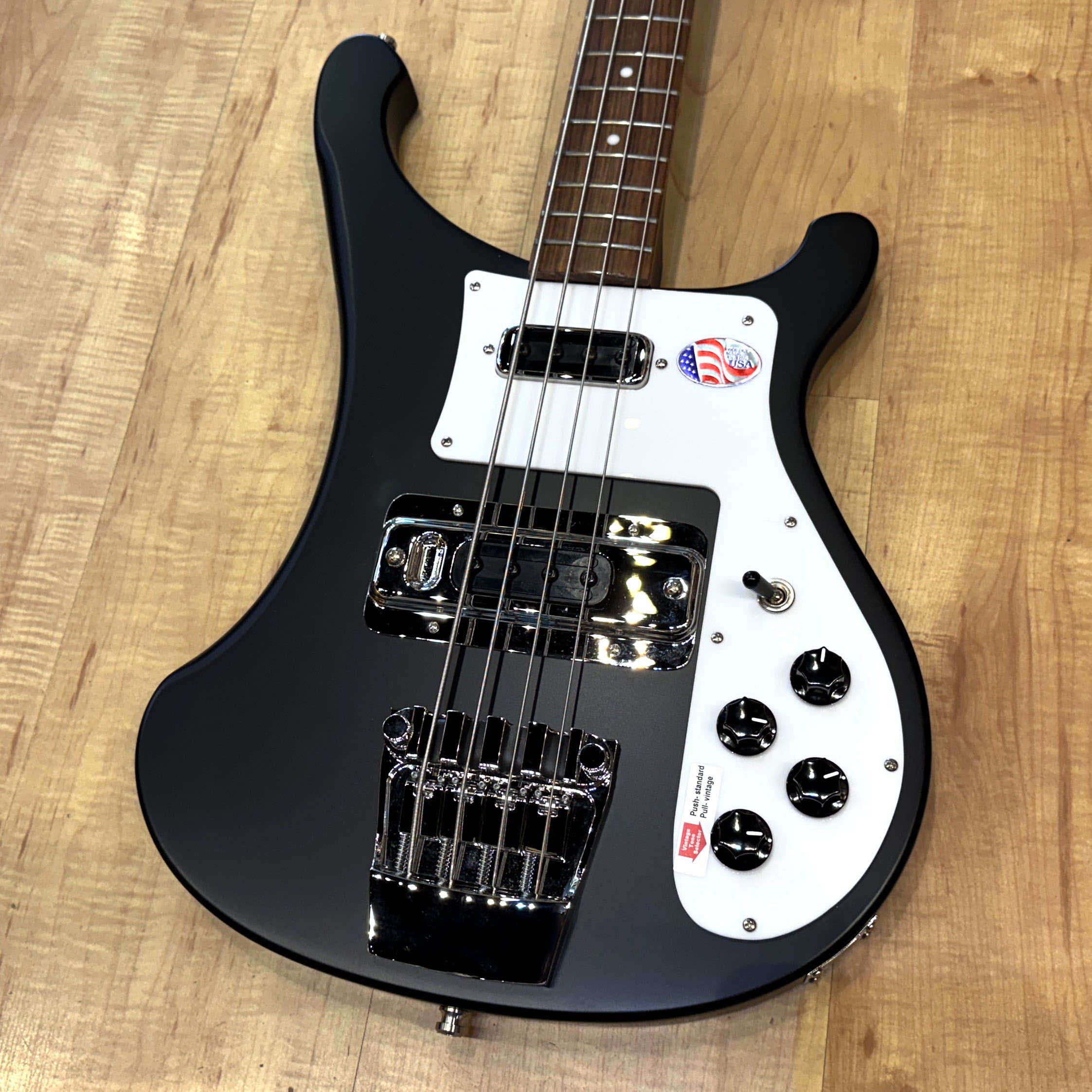 Rickenbacker 4003S Bass (Matte Black)