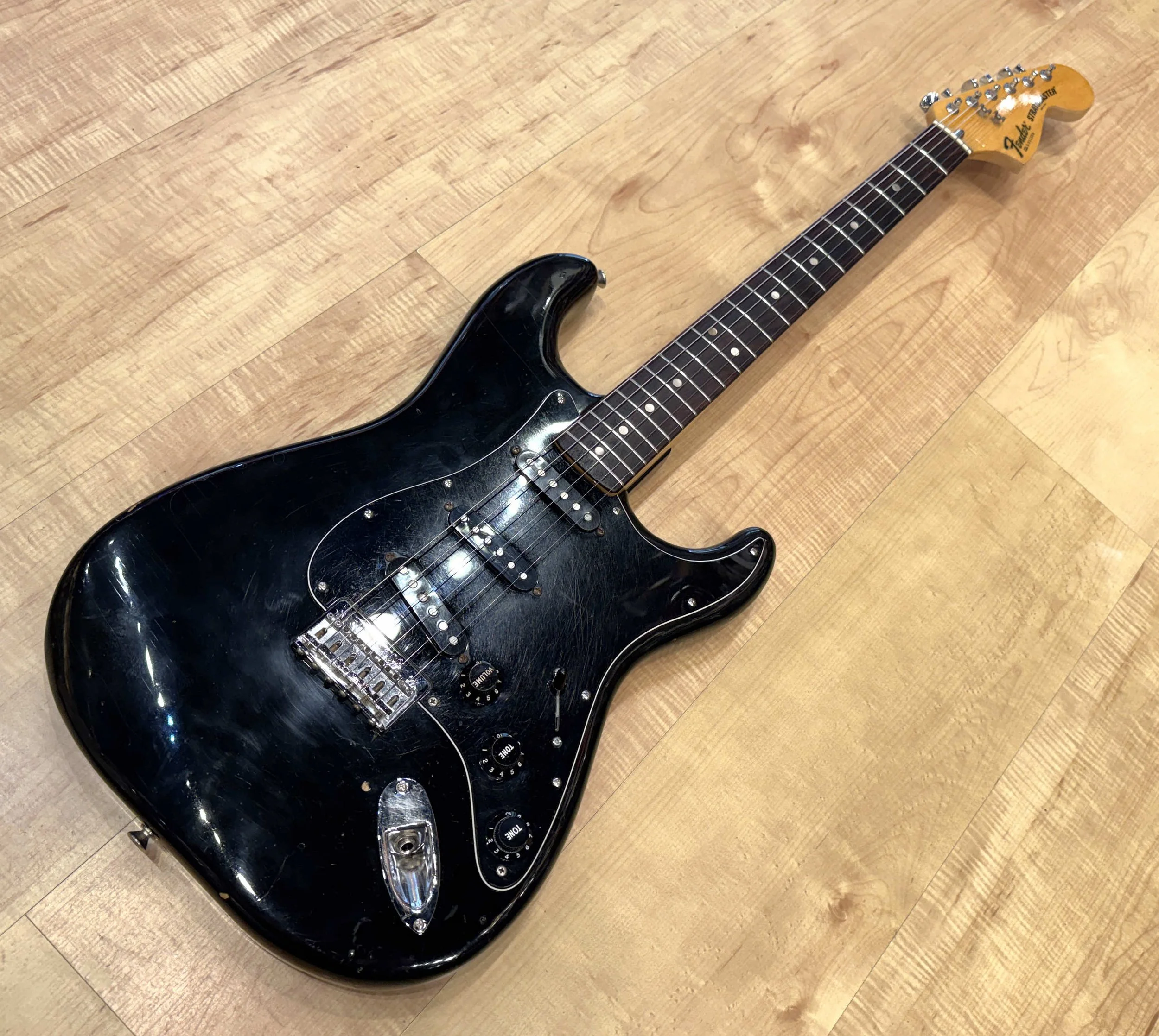 Full view of the Vintage 1979 Fender Stratocaster Hardtail Electric Guitar In Black