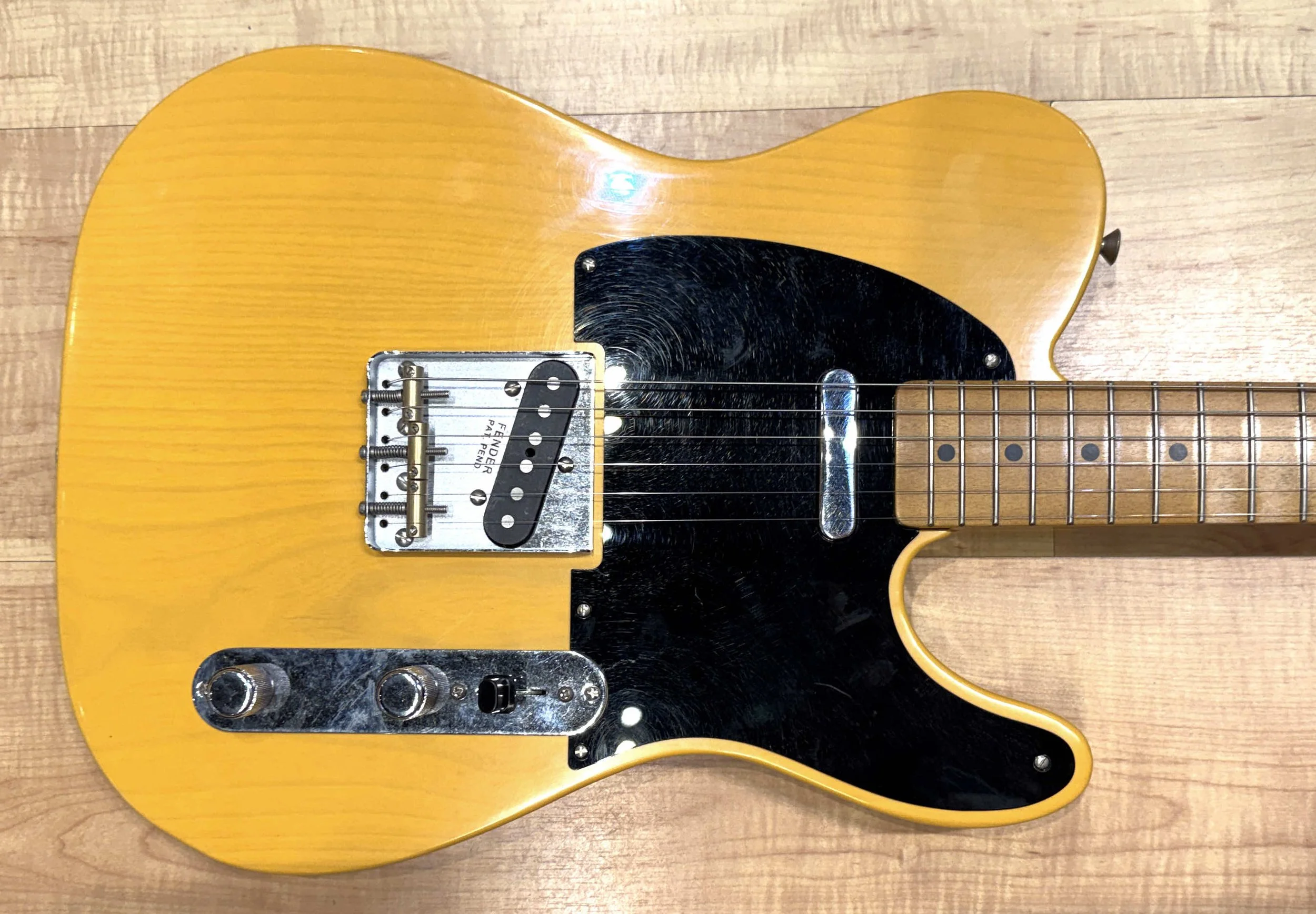 Body of the Fender 75th Anniversary Vintera Road Worn 1951 Telecaster In Butterscotch Blonde