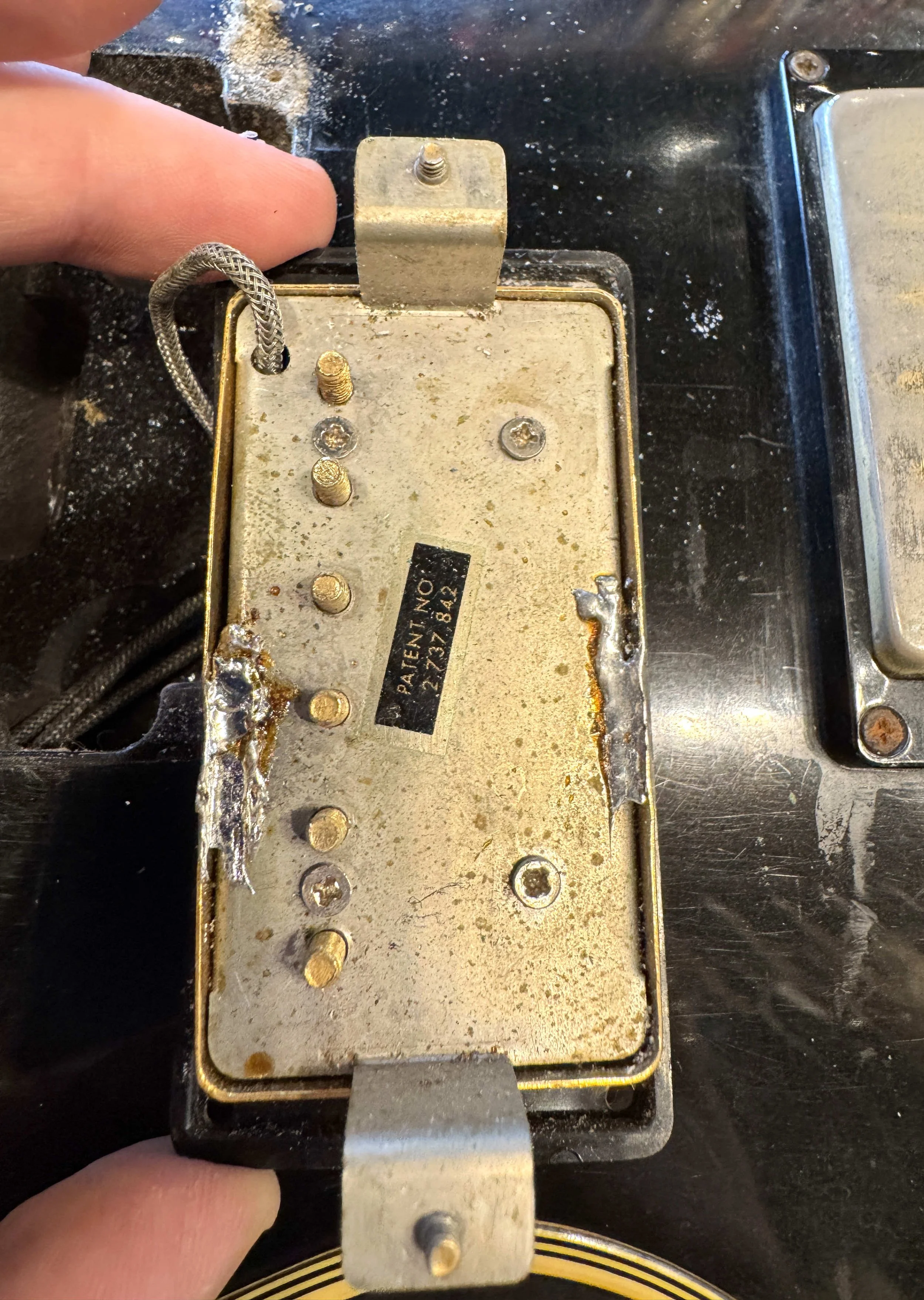 Neck pickup of the Vintage 1971 Gibson Les Paul Custom Black Beauty ‘Fretless Wonder’