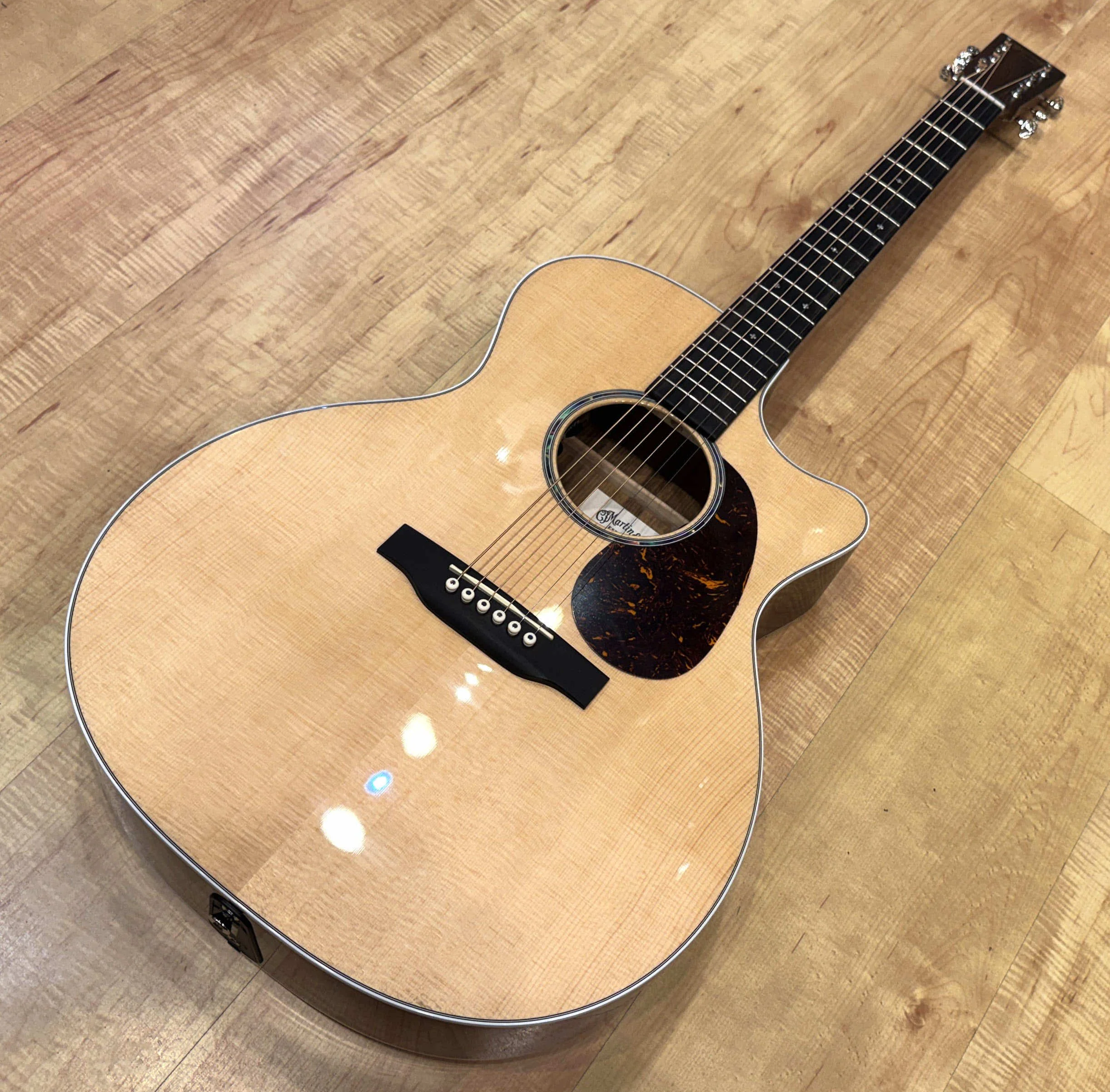 Bridge of the Martin Road Series GPC-13E Modern Acoustic Electric Guitar