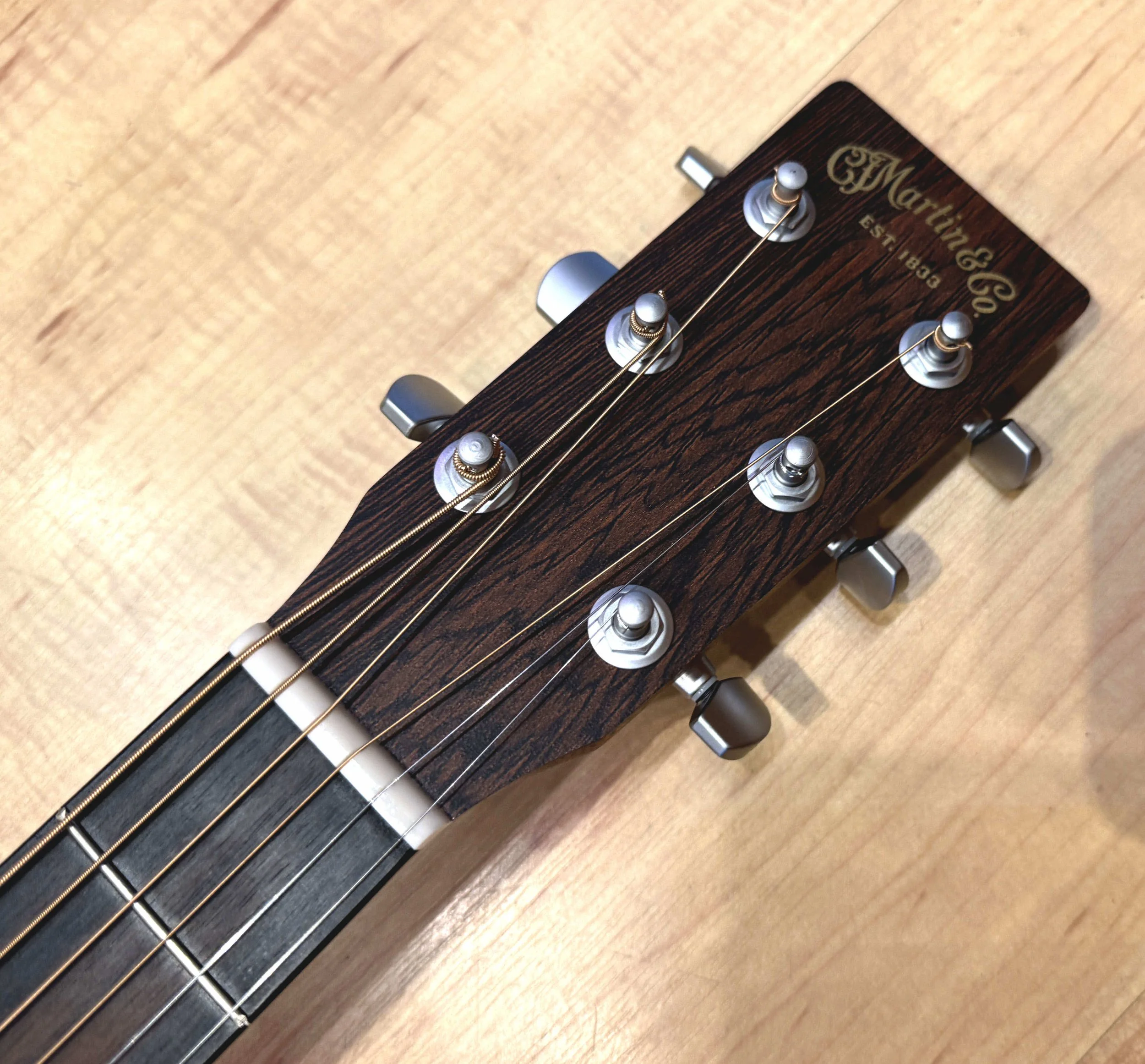 Headstock of the the Martin Road Series OMC-10E Modern Burst
