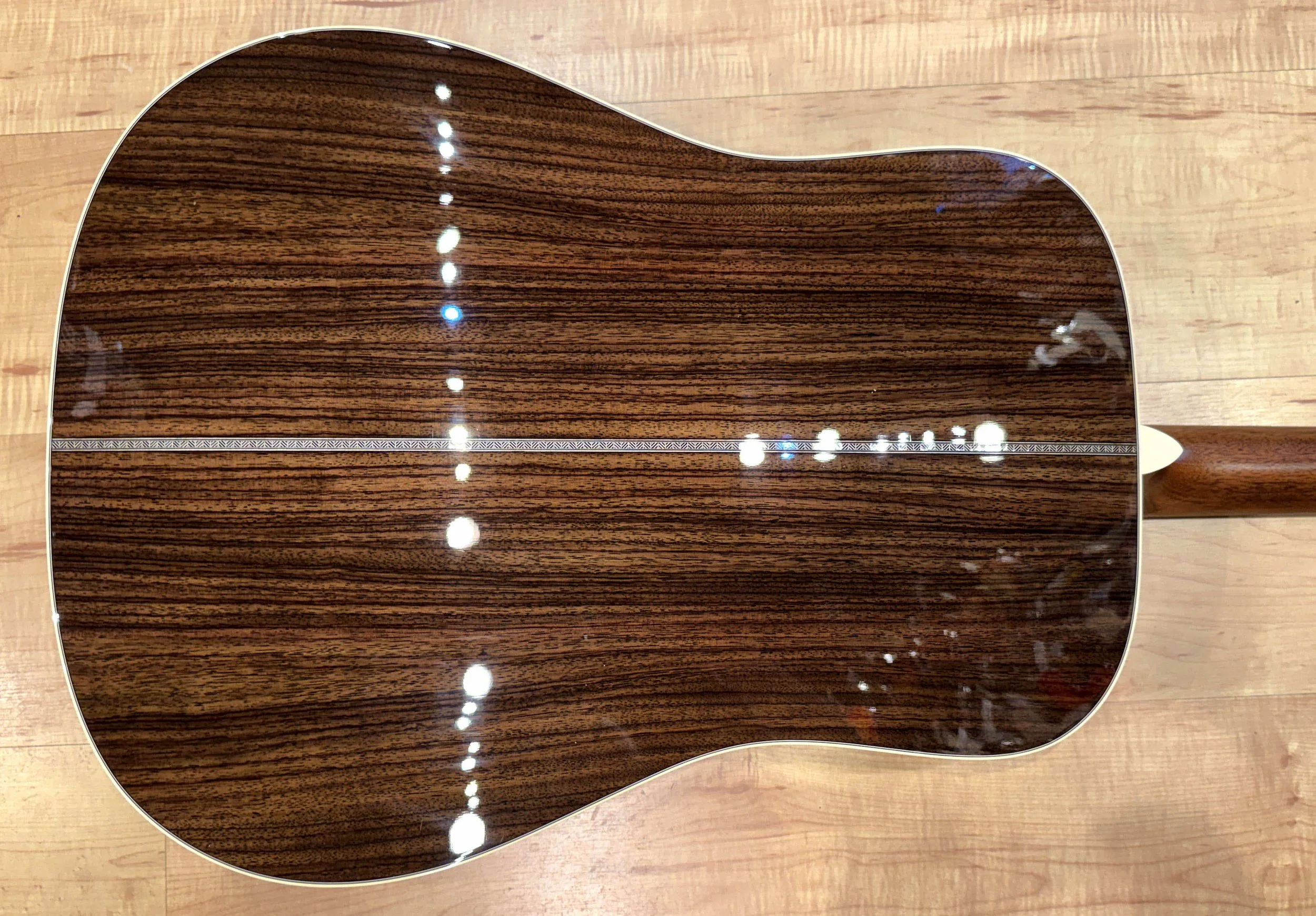 Martin_Super_HD28_Acoustic_Guitar_Large_body_Dreadnought_New_With_Case_7458.jpg
