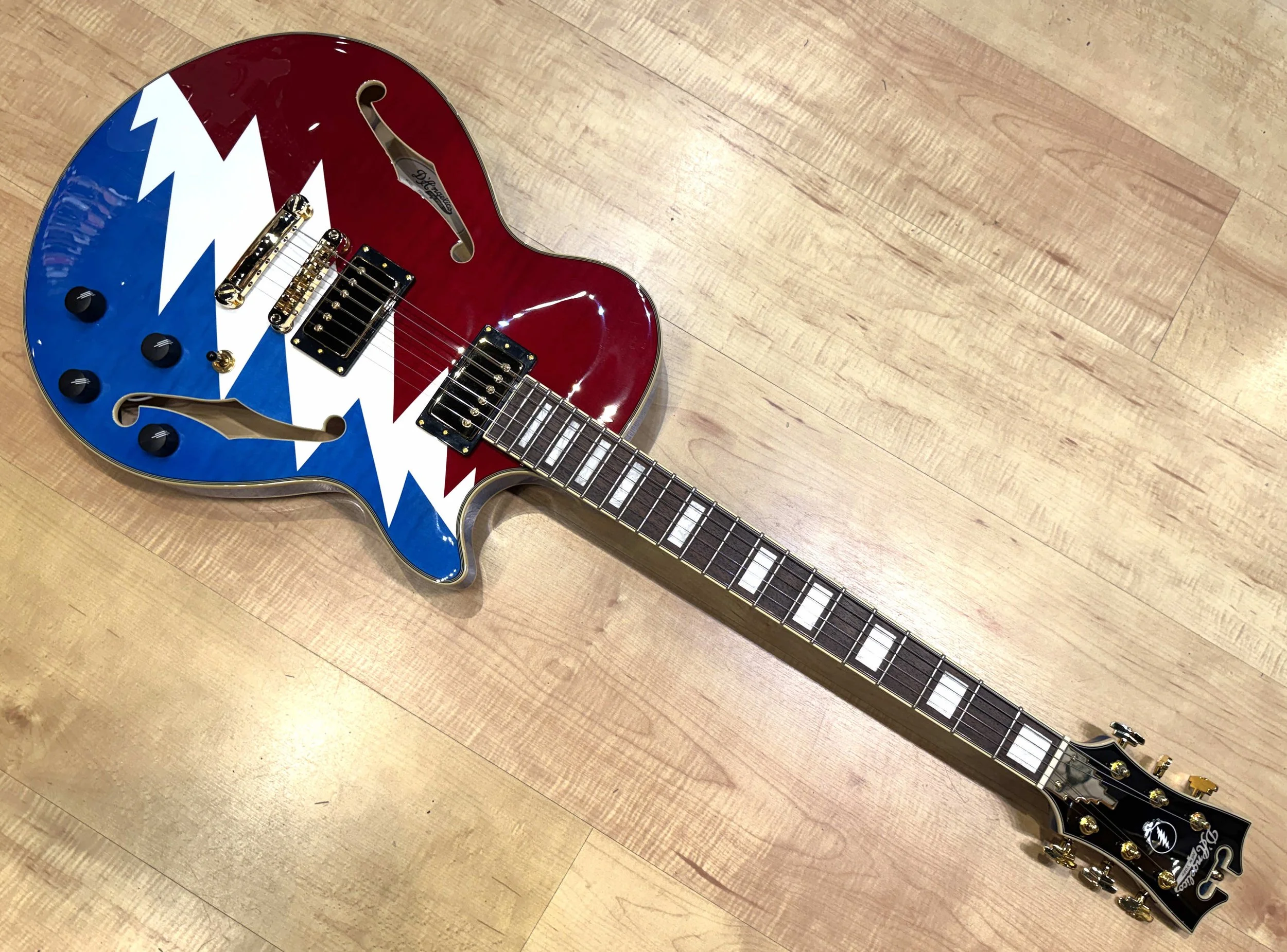 Side view of the D'angelico Premier Grateful Dead SS Single-Cut Electric Guitar