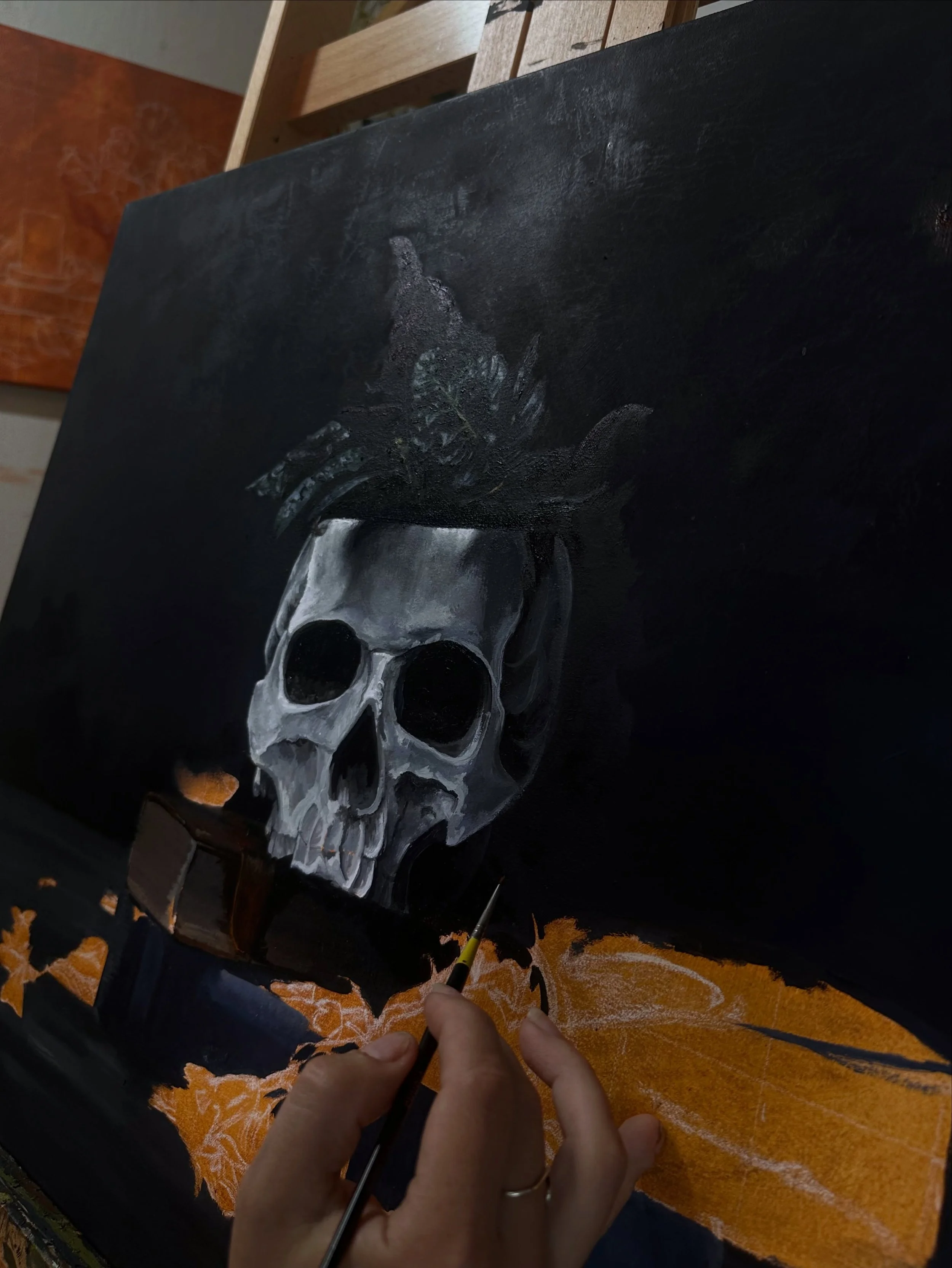 It&rsquo;s officially spooky season now, right? 😈🩶