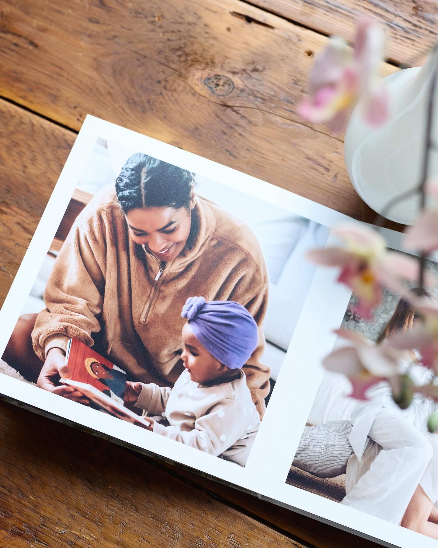 Mother's Day is only 12 days away! Show mom how much you care with a personalized photo book crafted with love. 💐

#photoprinting #photobook #mothersdaygift