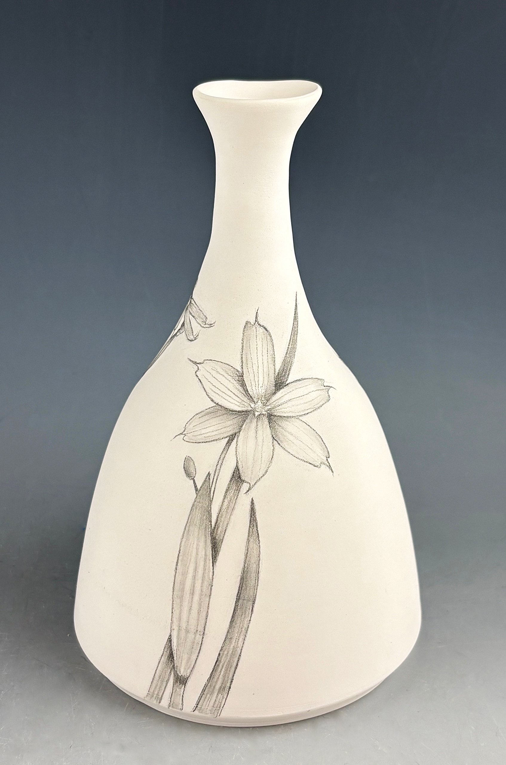 Eastern blue-eyed grass bef glaze fire 5854.jpg