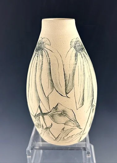 Echinacea and oak leaves vase 5119.jpg