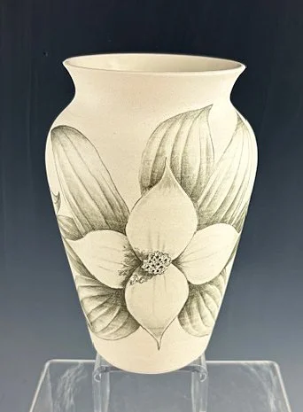 Max&Zoe's vase 5614.jpg
