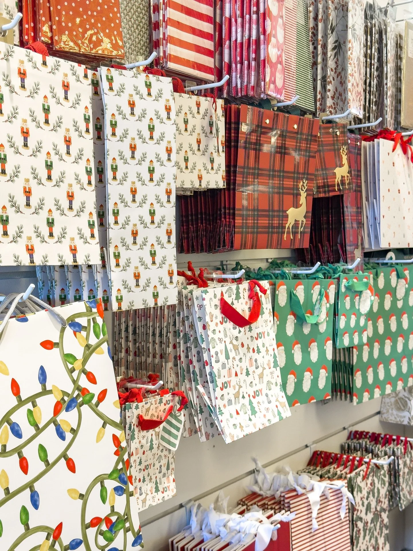 &ldquo;I&rsquo;m not good at wrapping gifts.&rdquo;
Okay, but you could be... Our holiday bags, tags &amp; ribbon selection might just make you a pro. 😉

#greenvilledelaware #delawareboutique #shopsmallDE #holidayseason #holidaygifting #cutegiftwrap