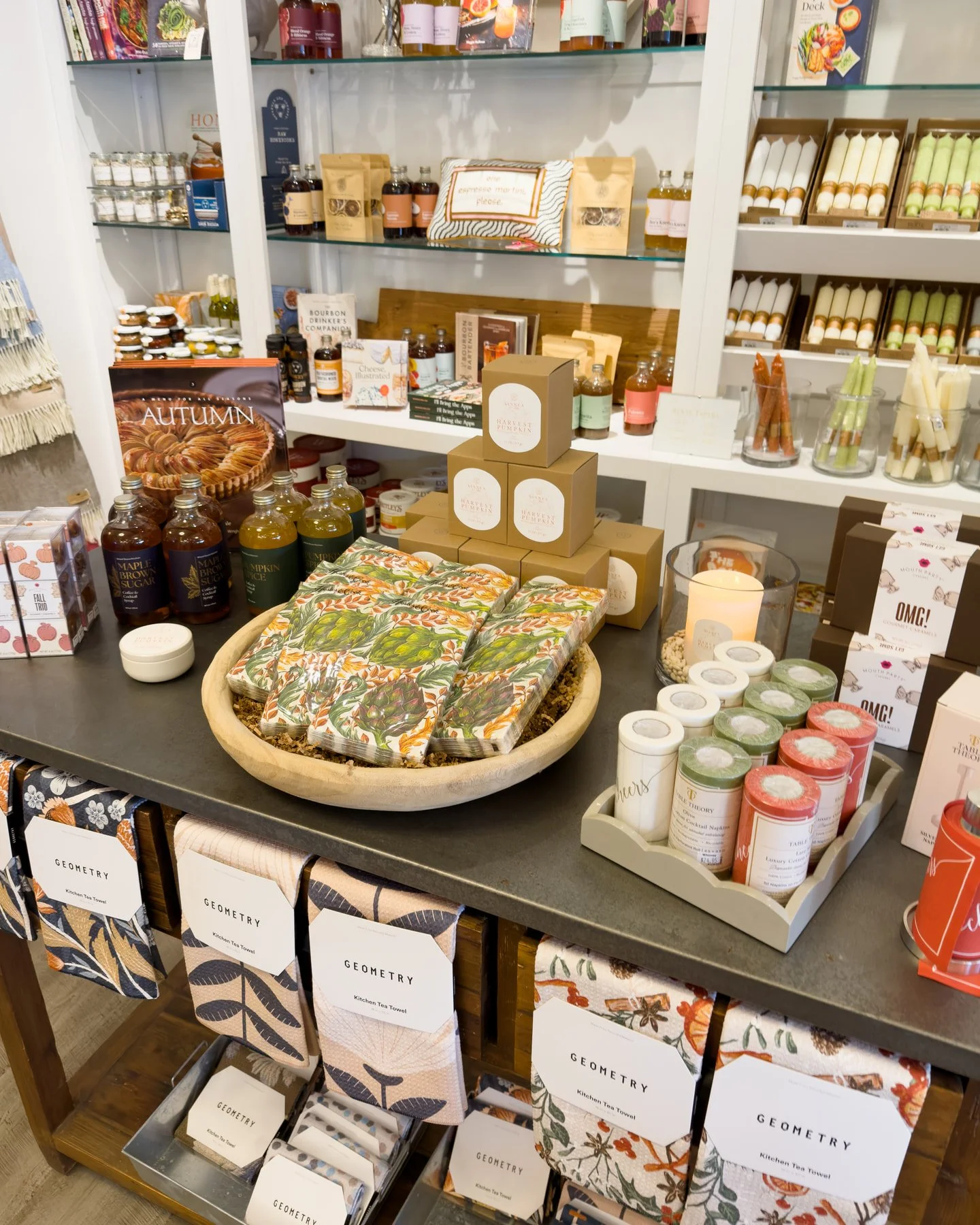 Dinner invite? Bring the good stuff. 🍂

Find fall cookbooks, cocktail mixers, candles + easy hostess gifts for dinners, weekends away, and those last-minute &ldquo;what should I bring?&rdquo; moments.

Consider it handled.

#HostessGift #FallHosting