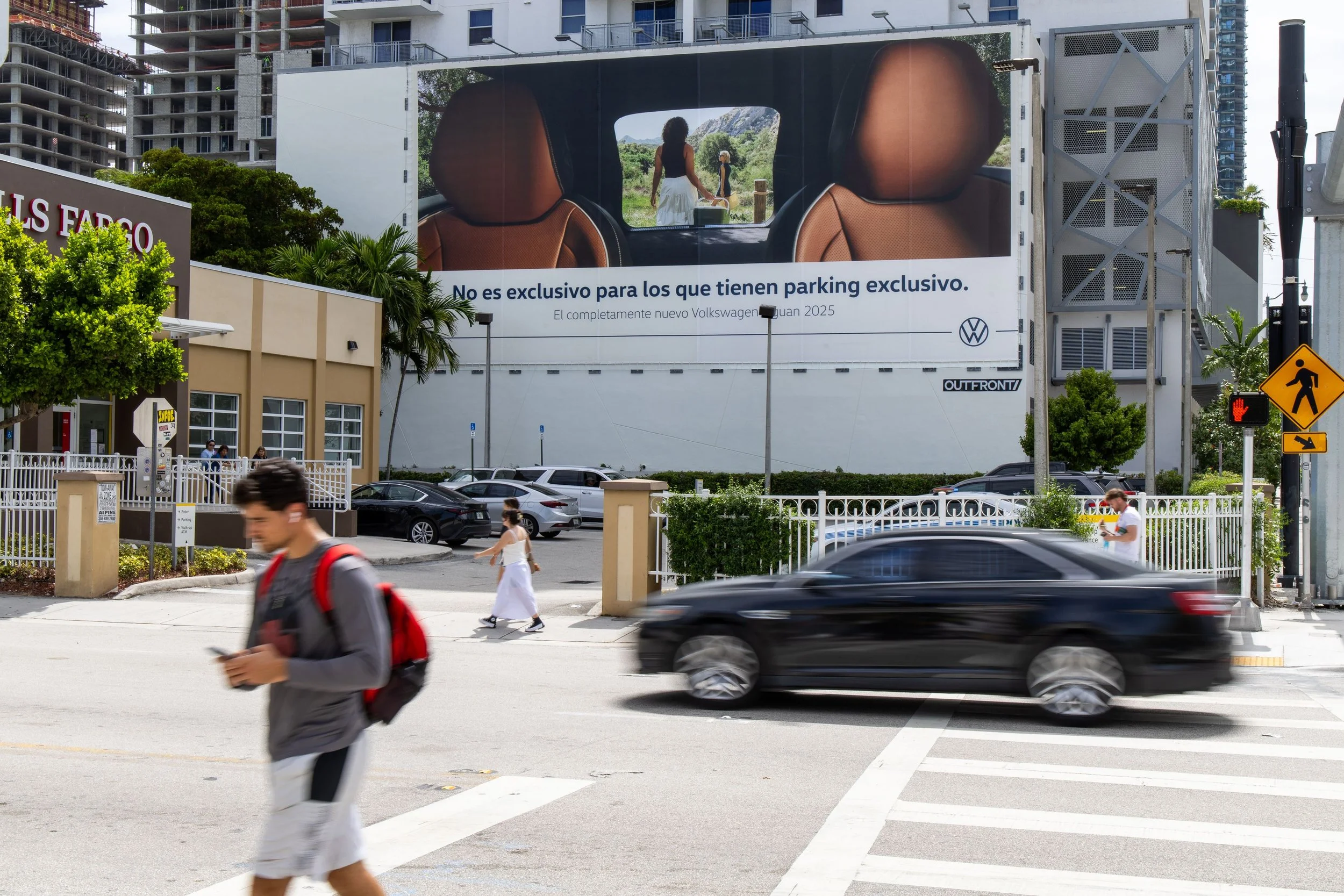 MiamiFL-OutfrontMedia-Wallscape-MI7151W-Glamour-06262025-3.jpg