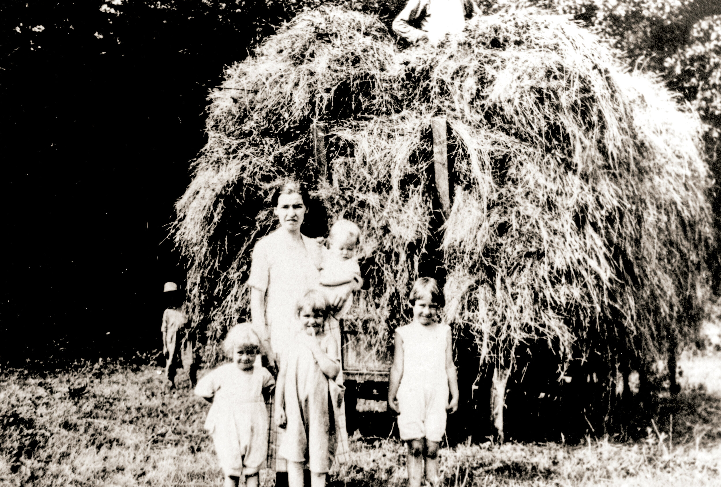 31b. Capuano family by hay wagon.jpg