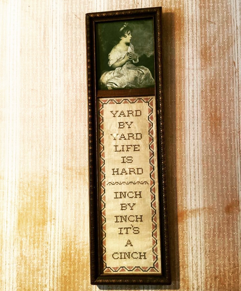 One stitch at a time... 

#stitchbystitch #historichouses #wisdom #hanginthere #practicepieces #historicnewjersey #samplers