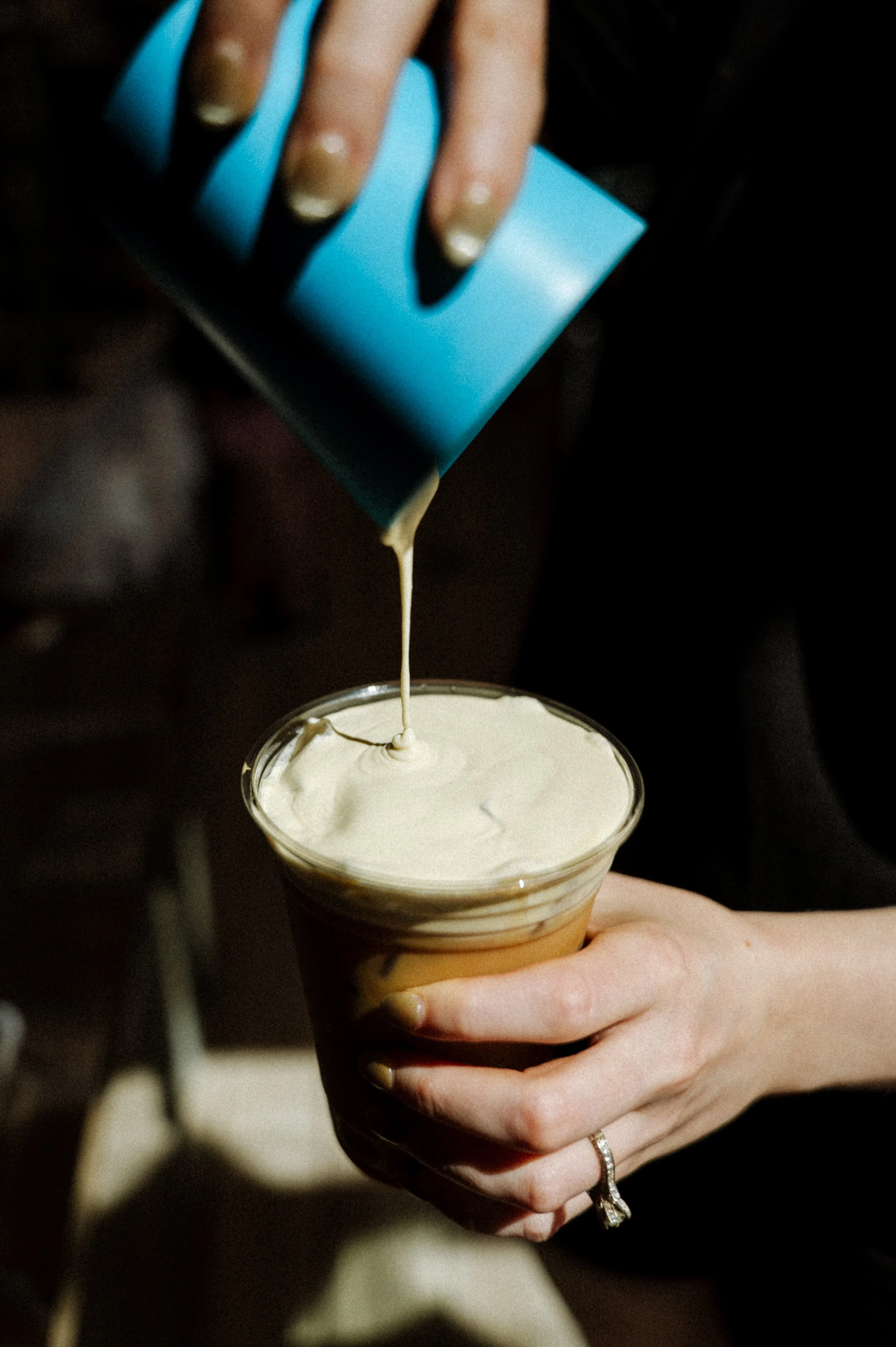 061126_BEANBARBEHINDTHEBAR(116of180).jpg