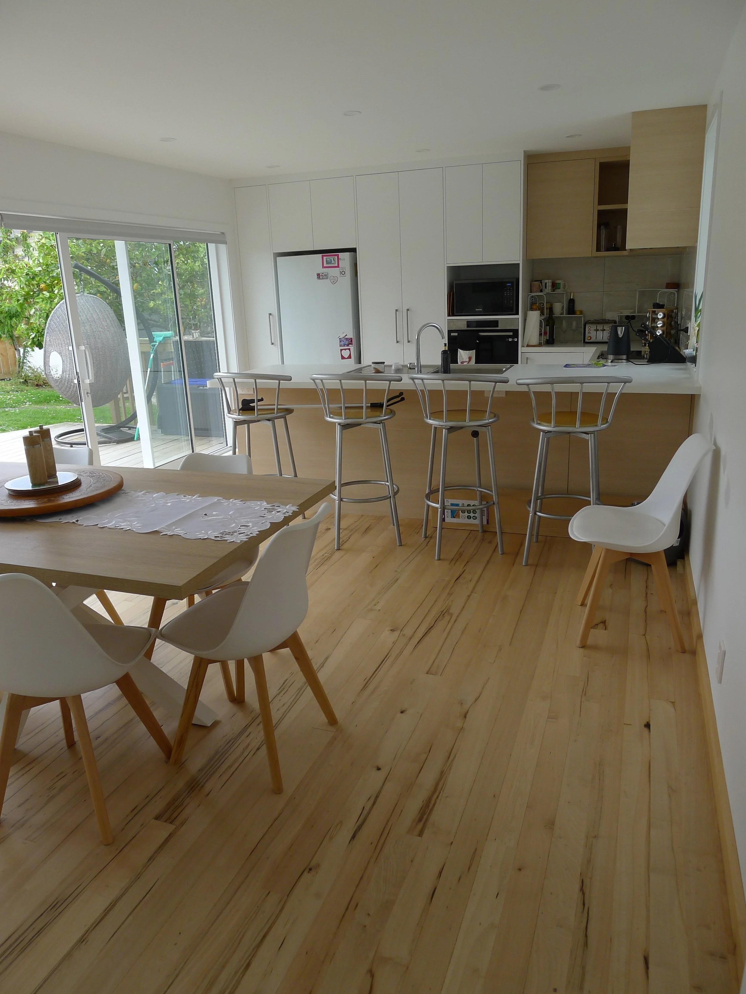 interior looking north.JPG