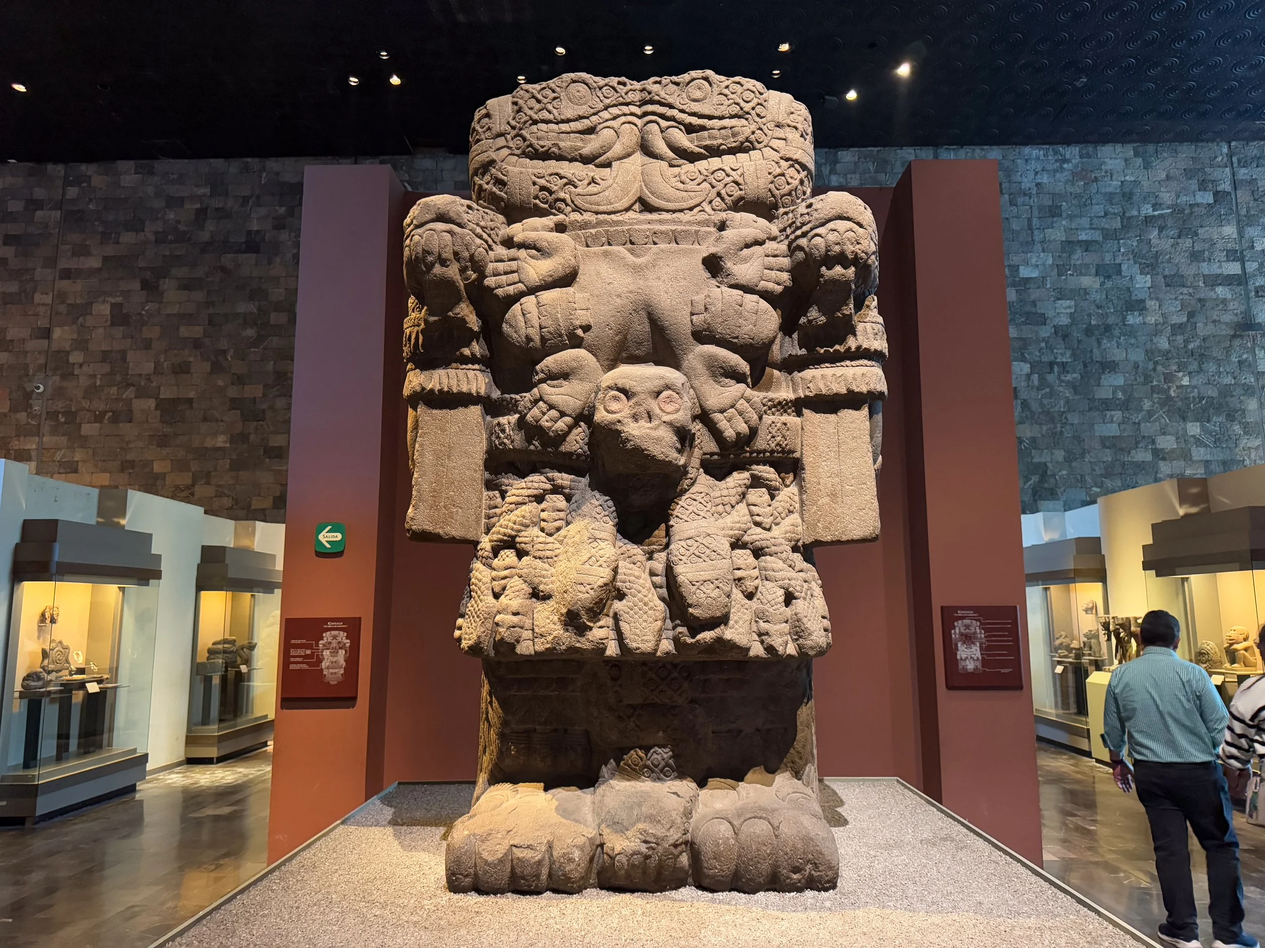Museo_Nacional_de_Antropología_02.jpg