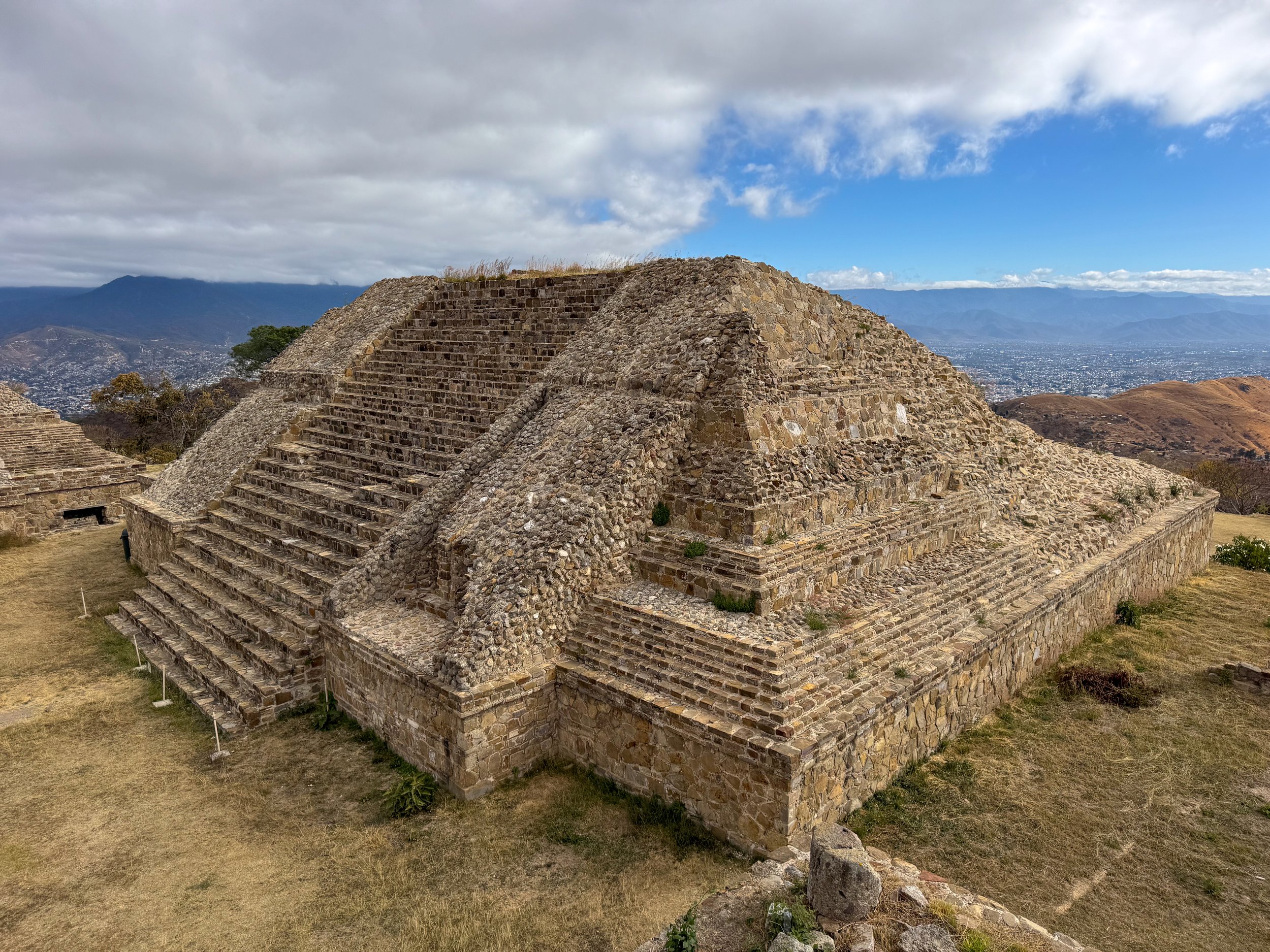 Monte_Alban_09.jpg