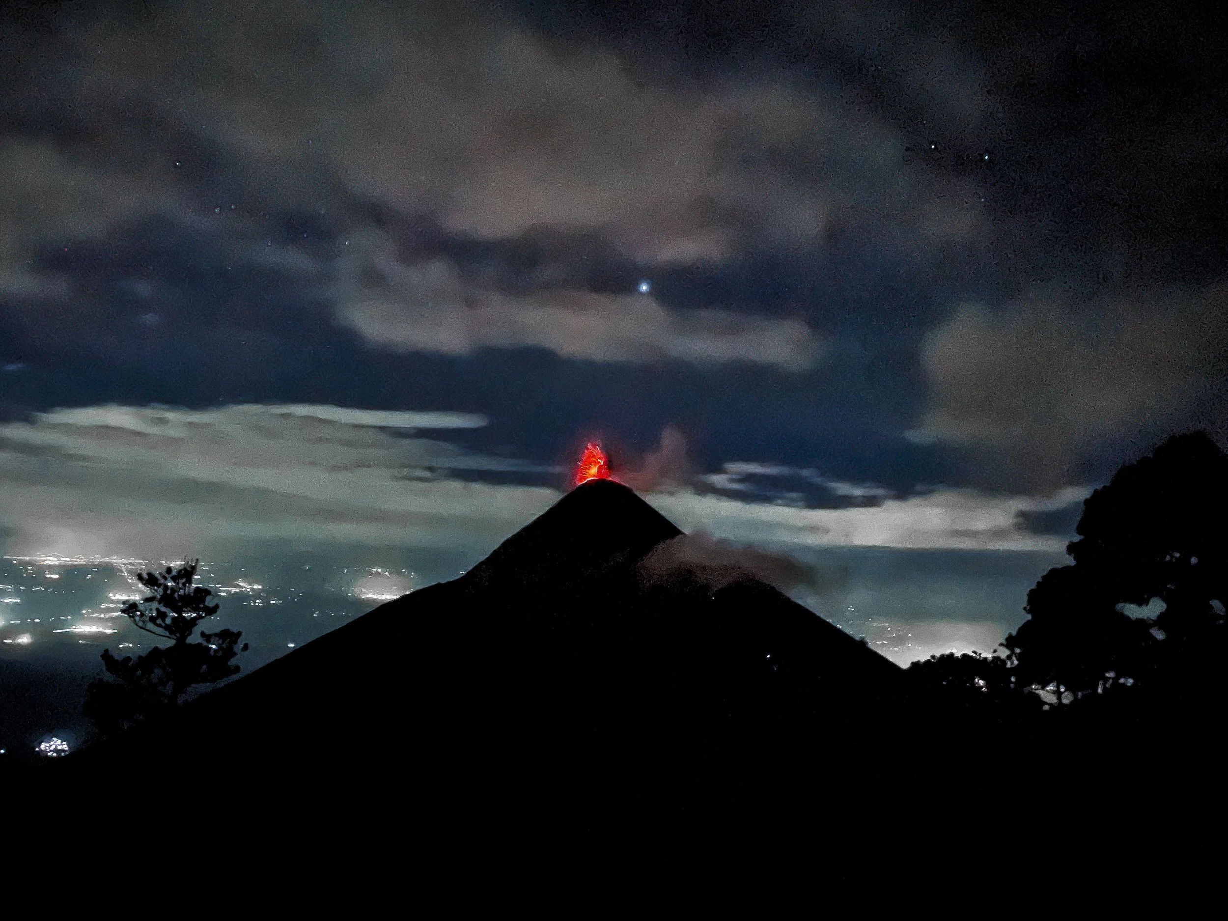 Volcan_de_Fuego_17.jpg