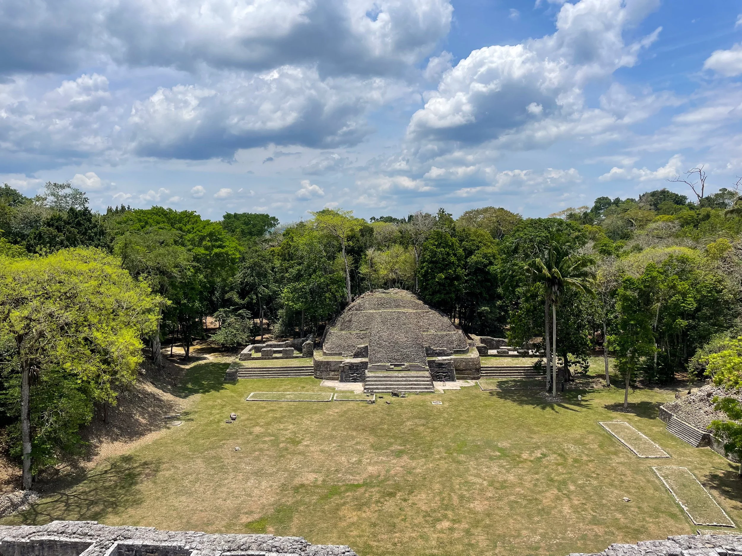 Caracol_Mayan_Ruins_02.jpg
