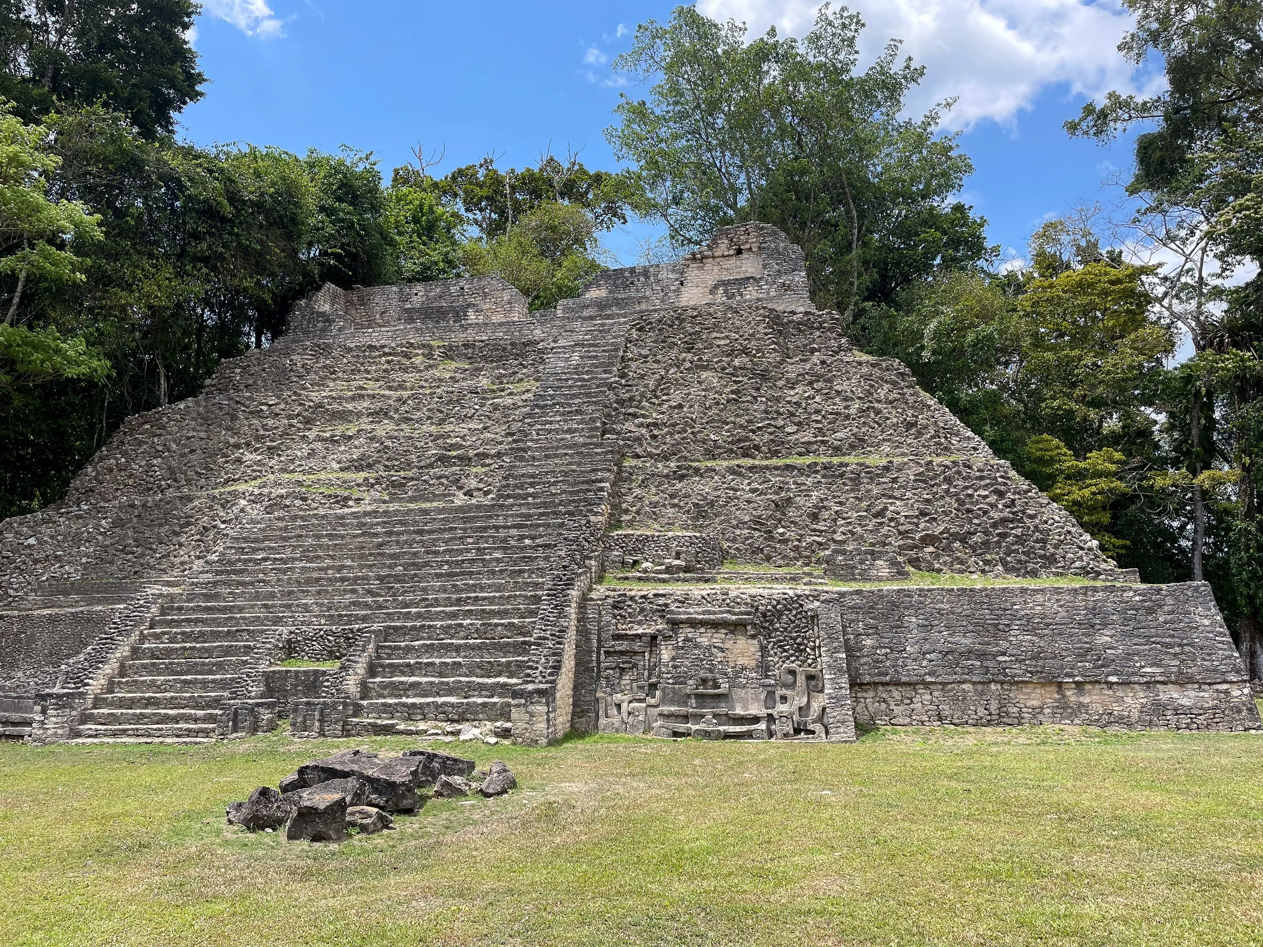 Caracol_Mayan_Ruins_12.jpg