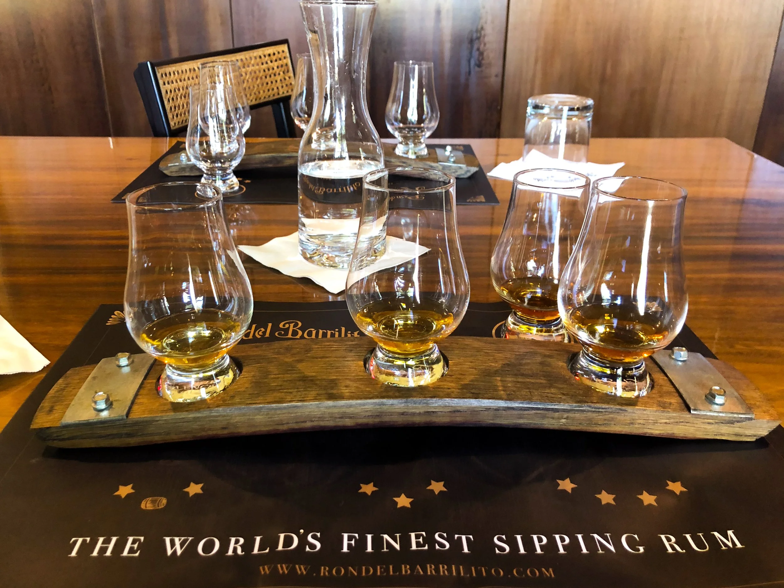Ron_del_Barrilito_05.jpg