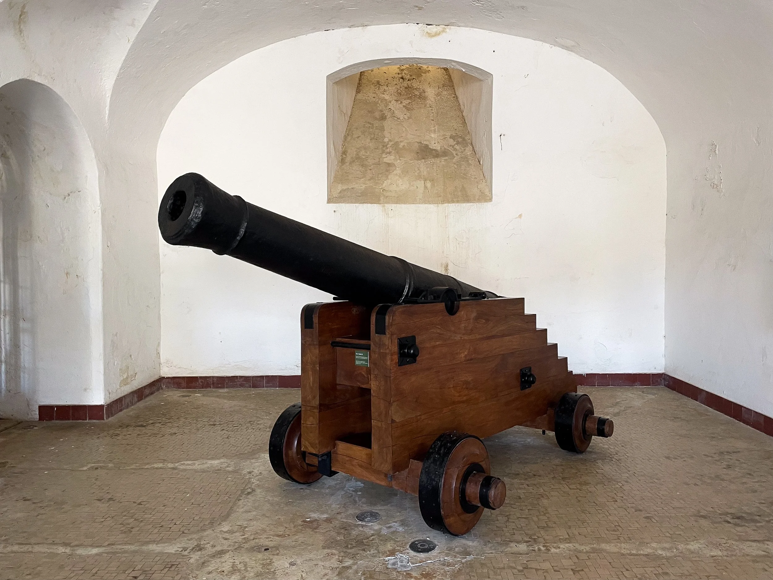 Castillo_de_San_Cristobal_05.jpg