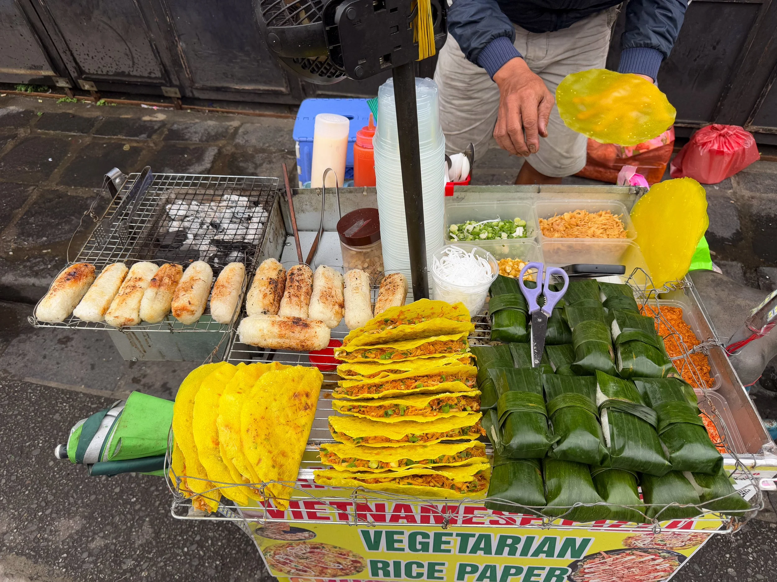 Hoi_An_Street_Food_04.jpg