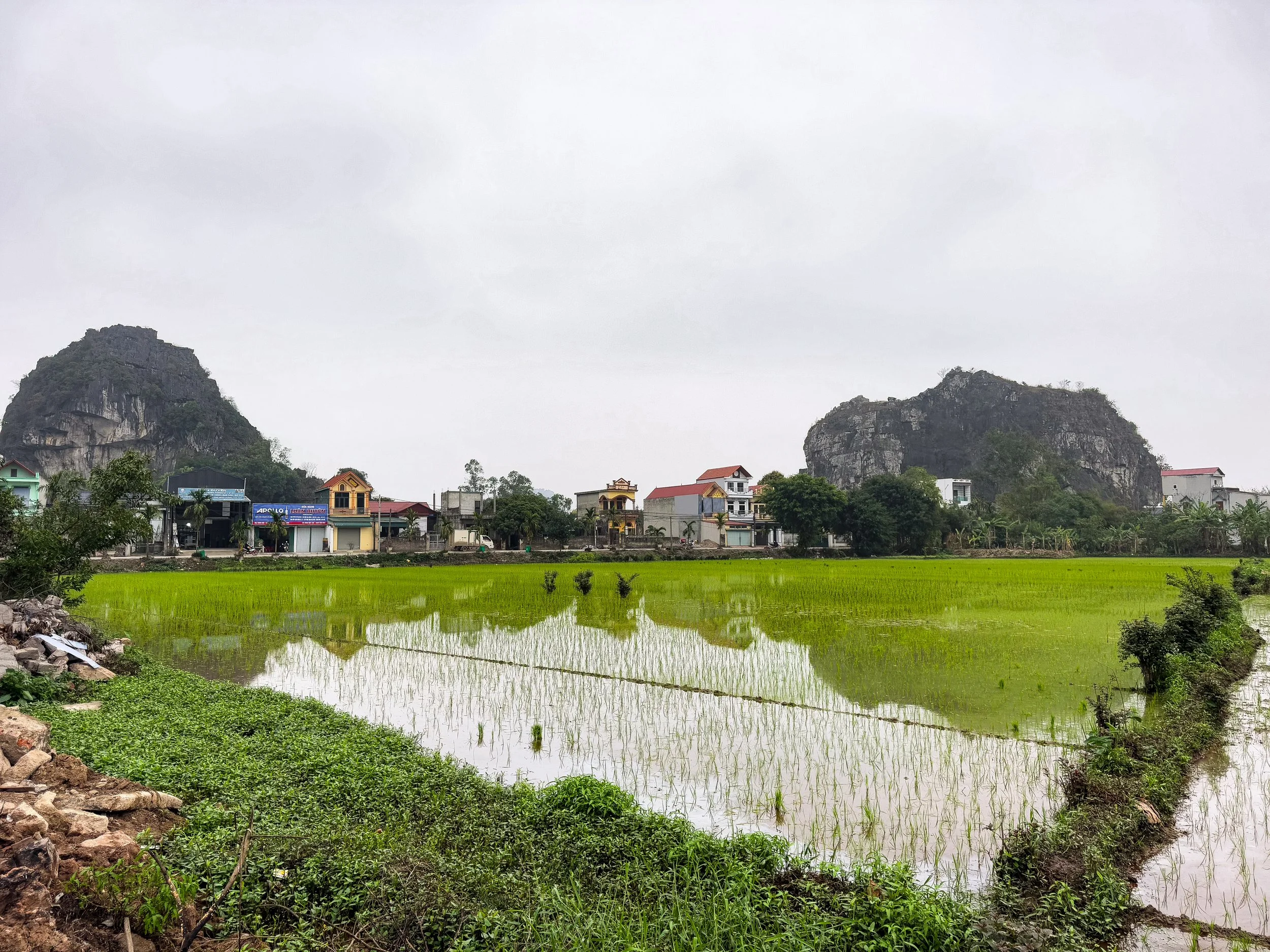 Trang_An_Village_02.jpg