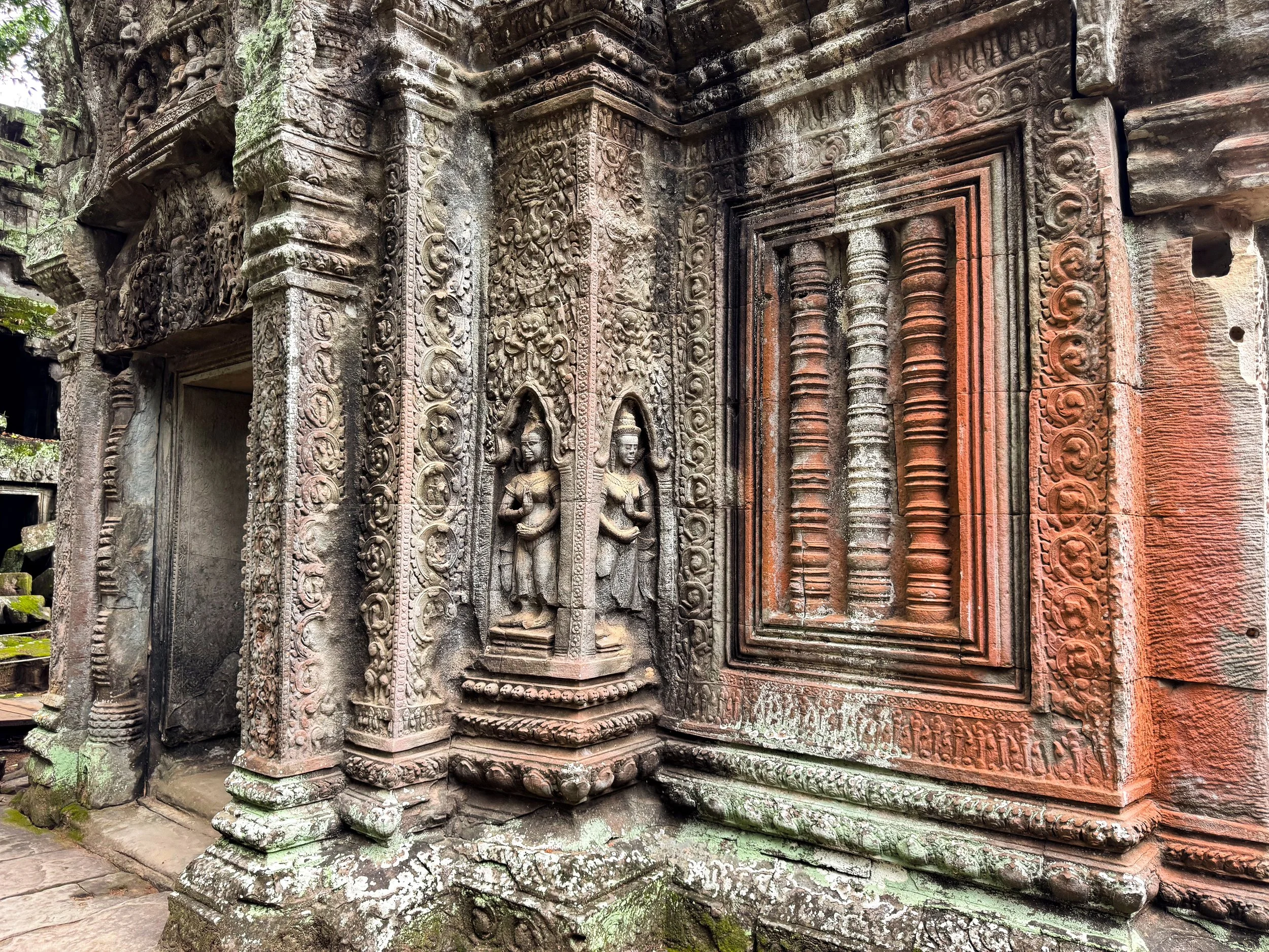 Ta_Prohm_Tomb_Raider_Temple_07.jpg