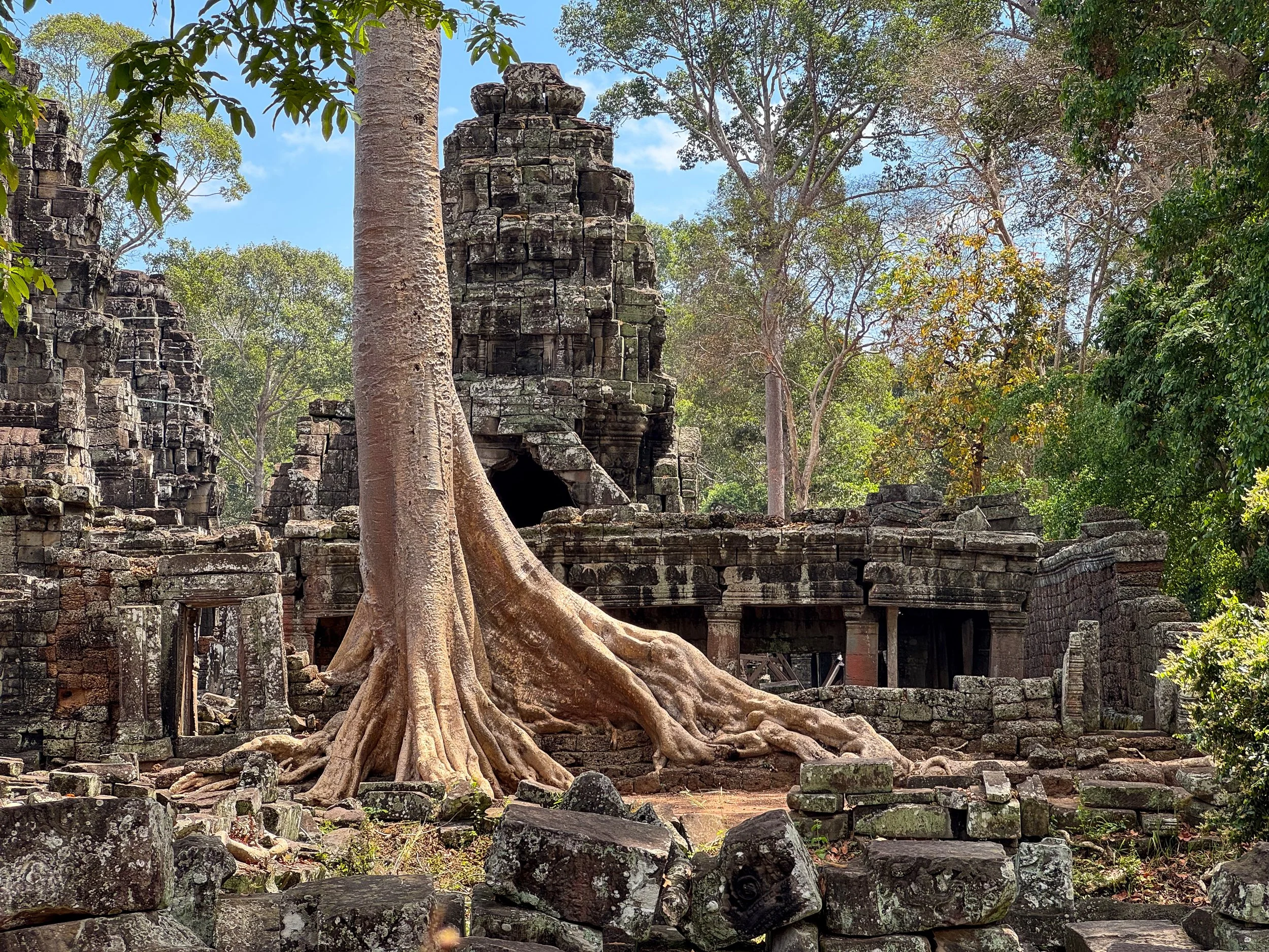 Banteay_Kdei_03.jpg
