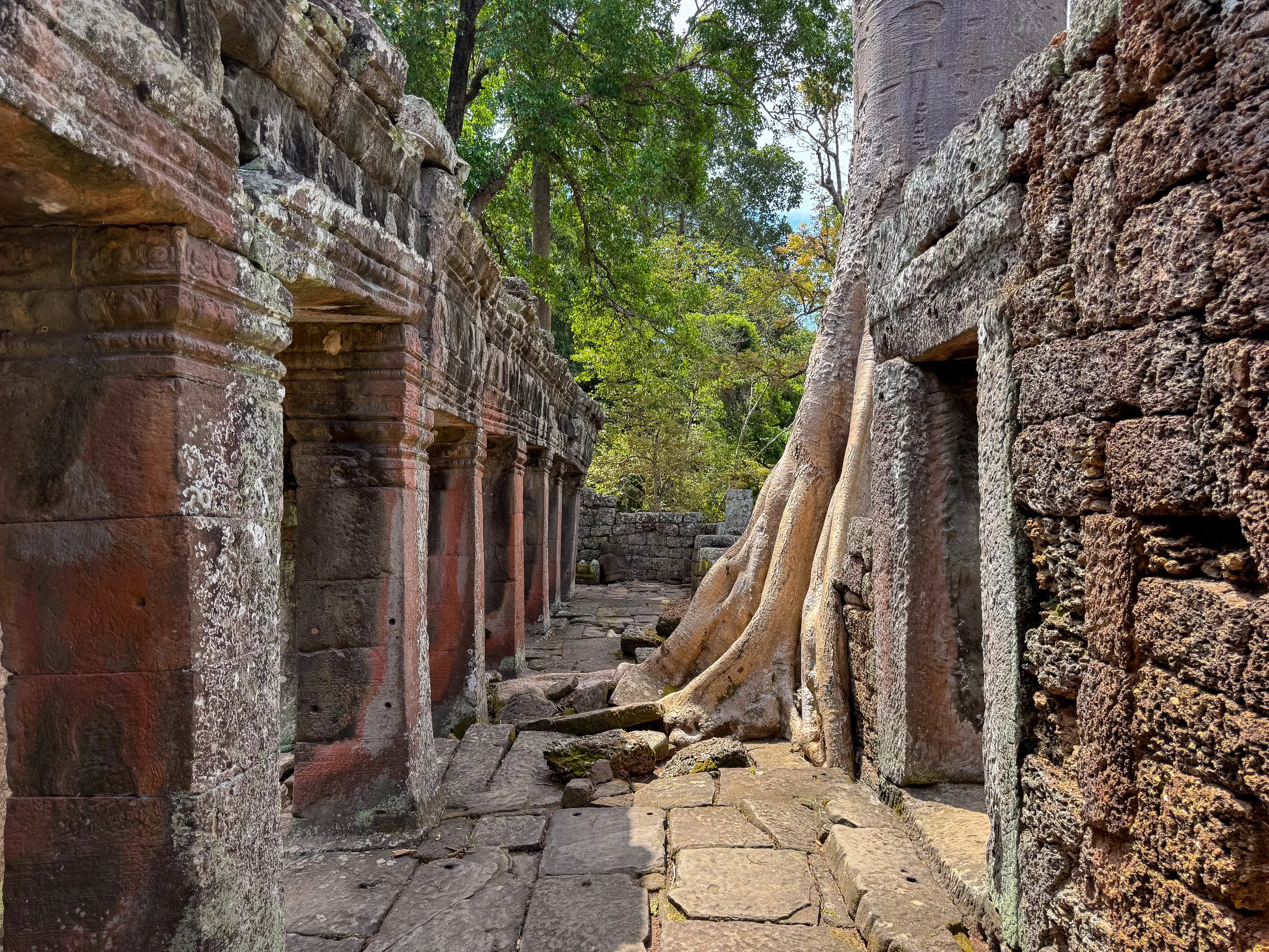 Banteay_Kdei_04.jpg