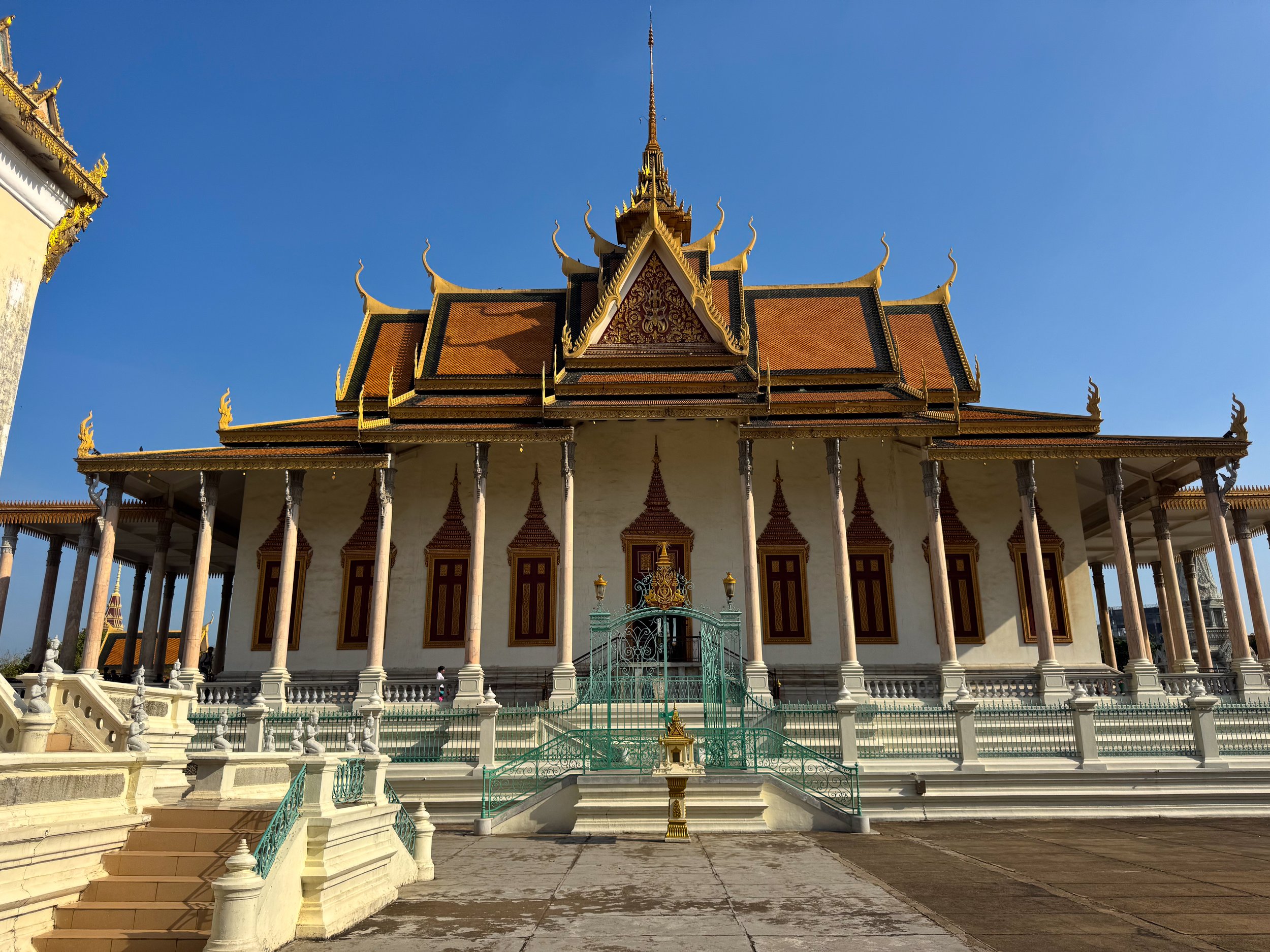 The_Royal_Palace_09.jpg