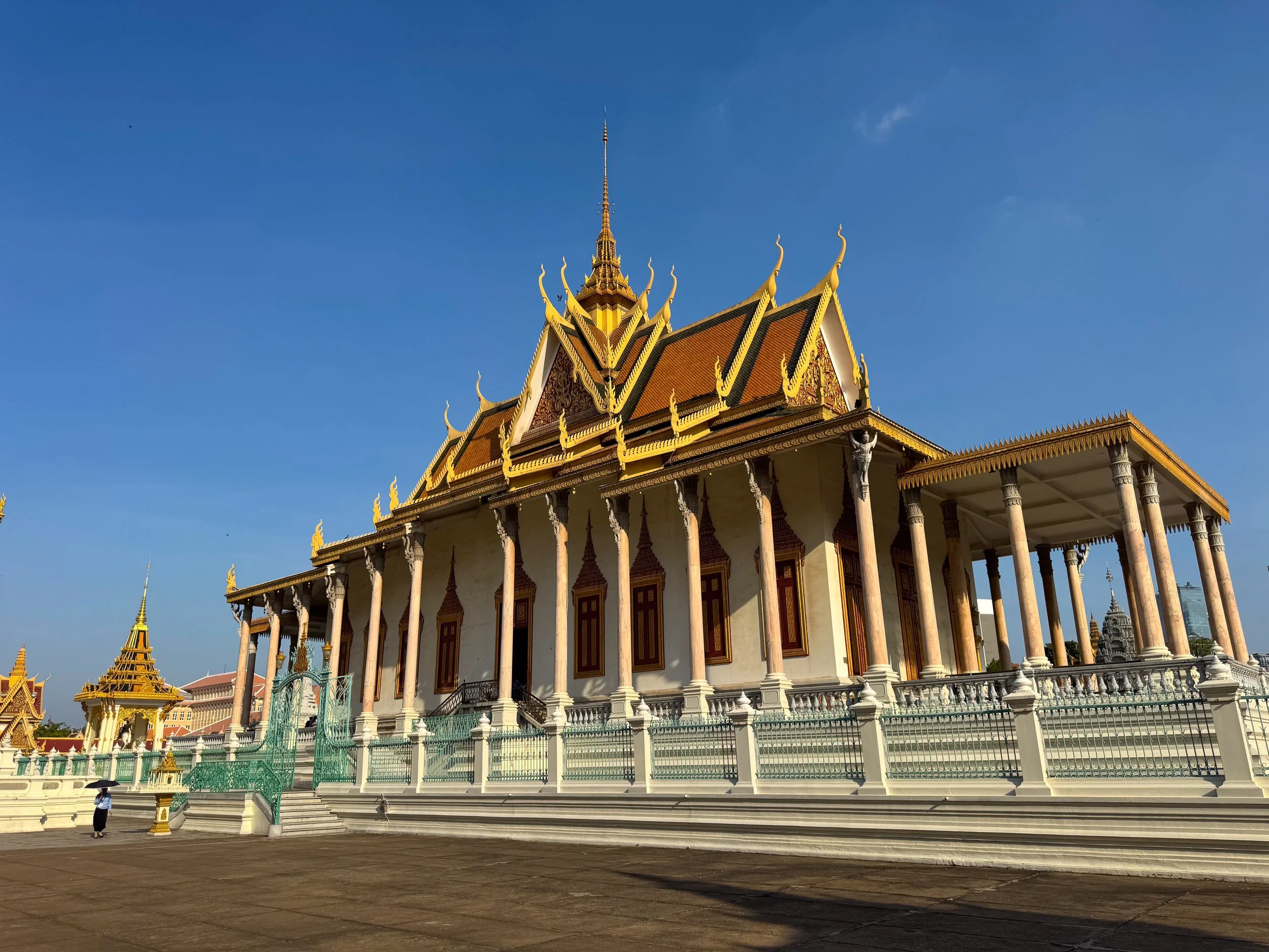 The_Royal_Palace_10.jpg