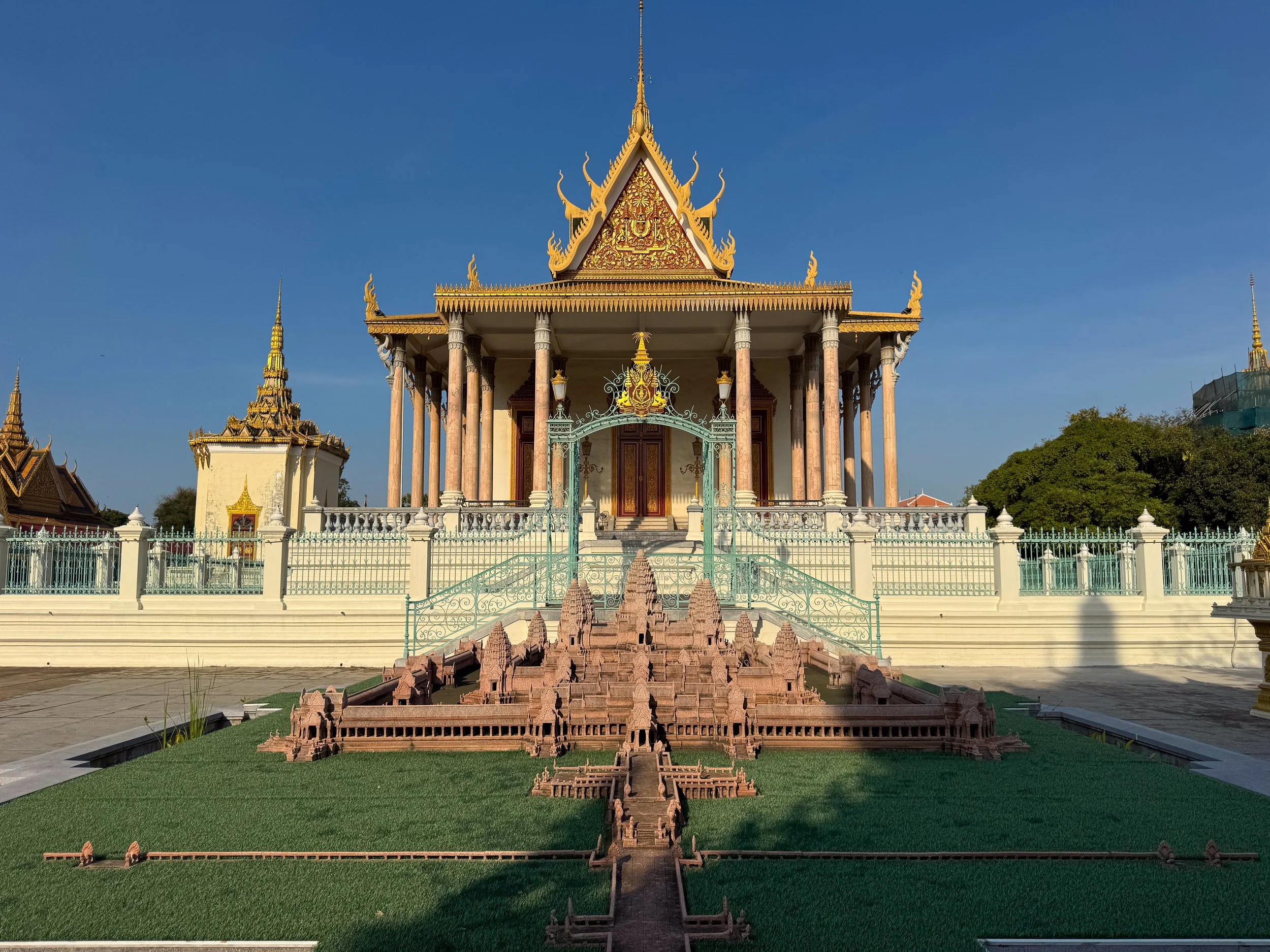 The_Royal_Palace_11.jpg