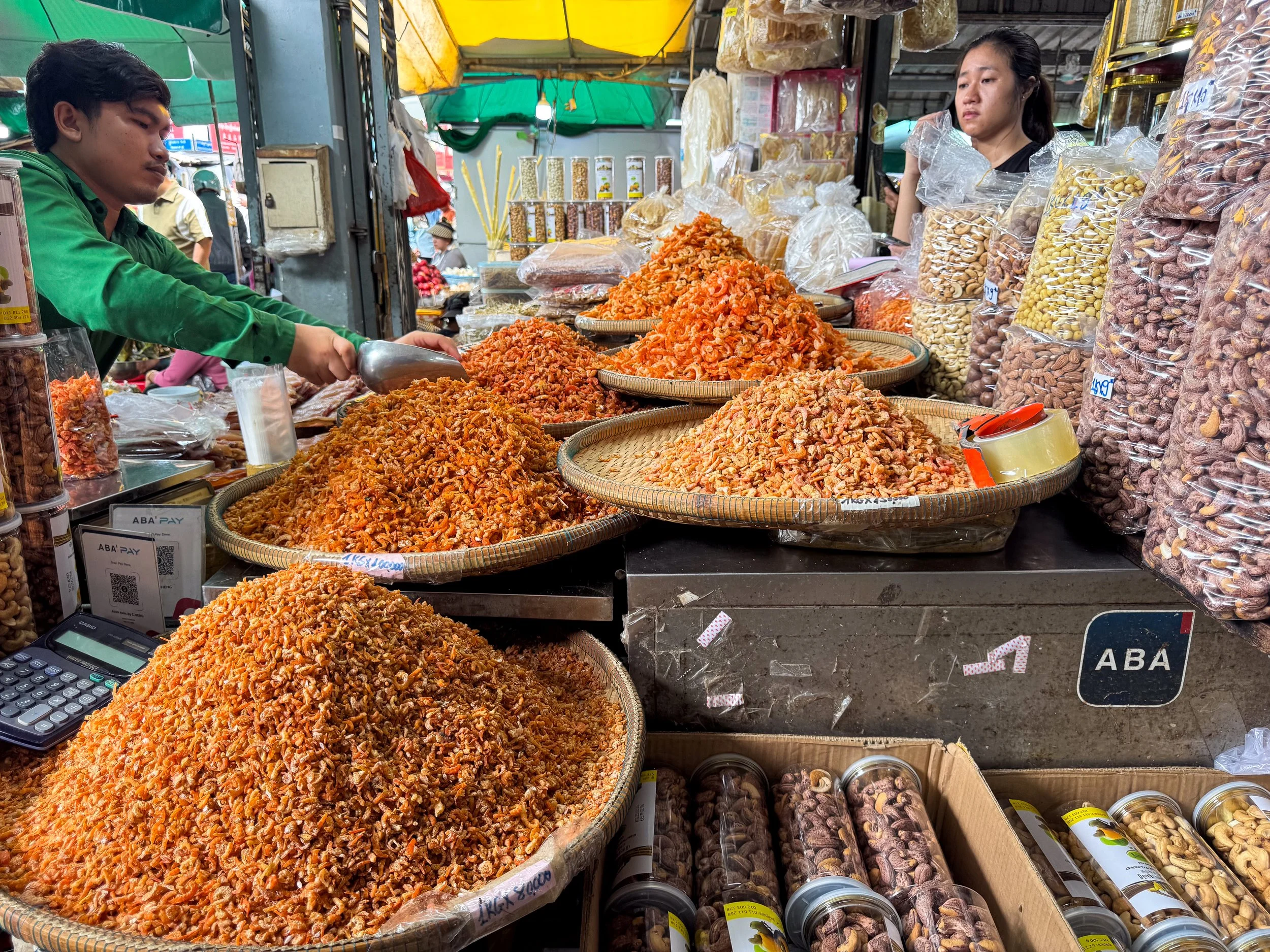 Phnom_Penh_Central_Market_04.jpg
