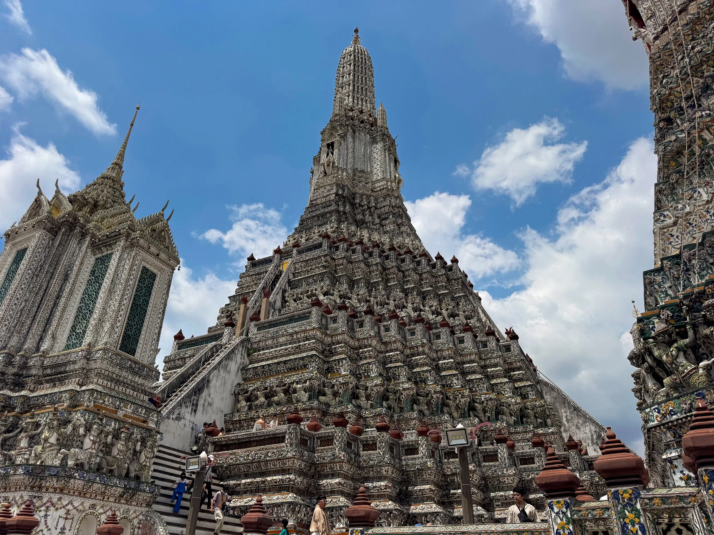 Wat_Arun_03.jpg