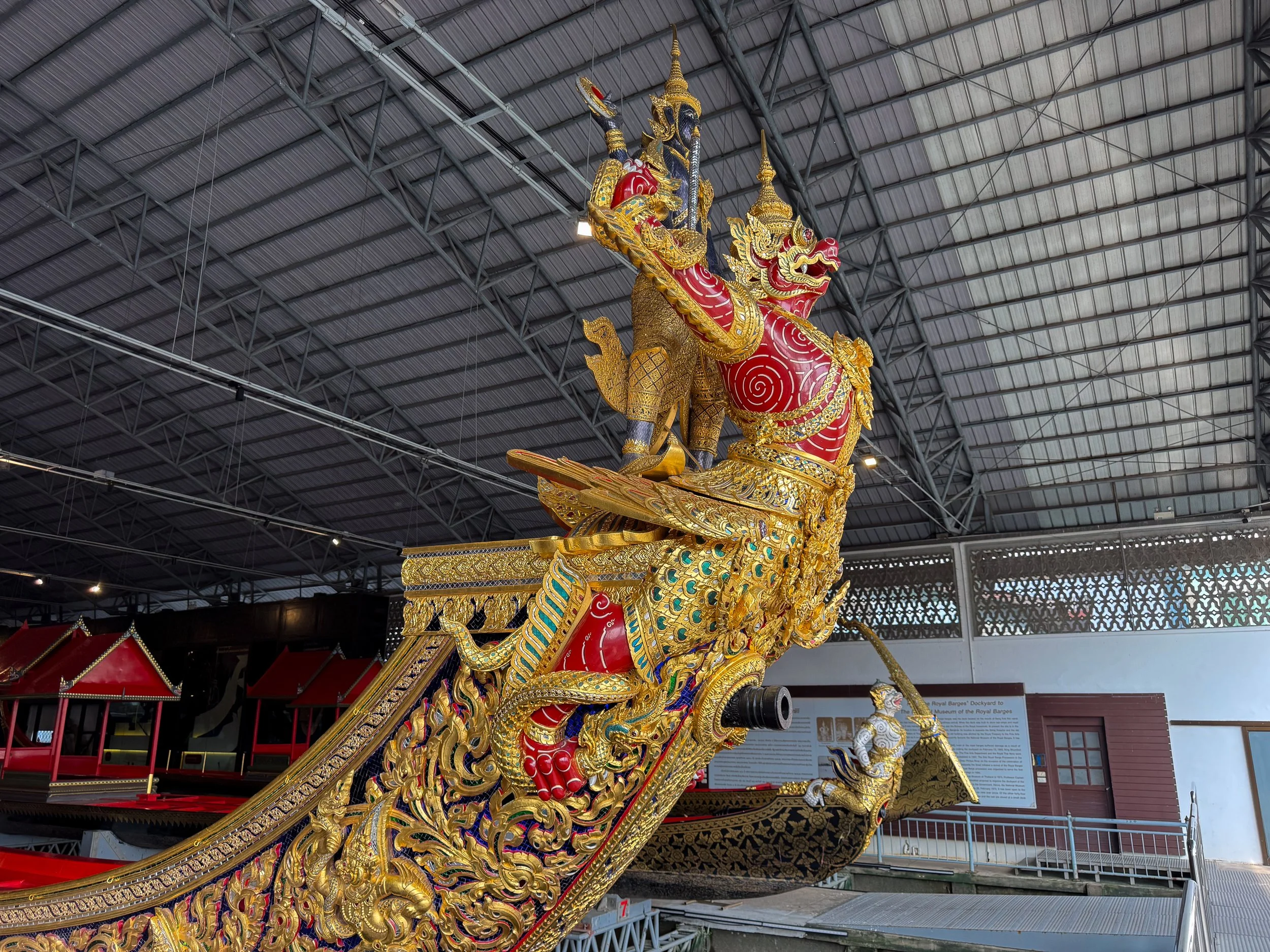 Royal_Barges_National_Museum_03.jpg